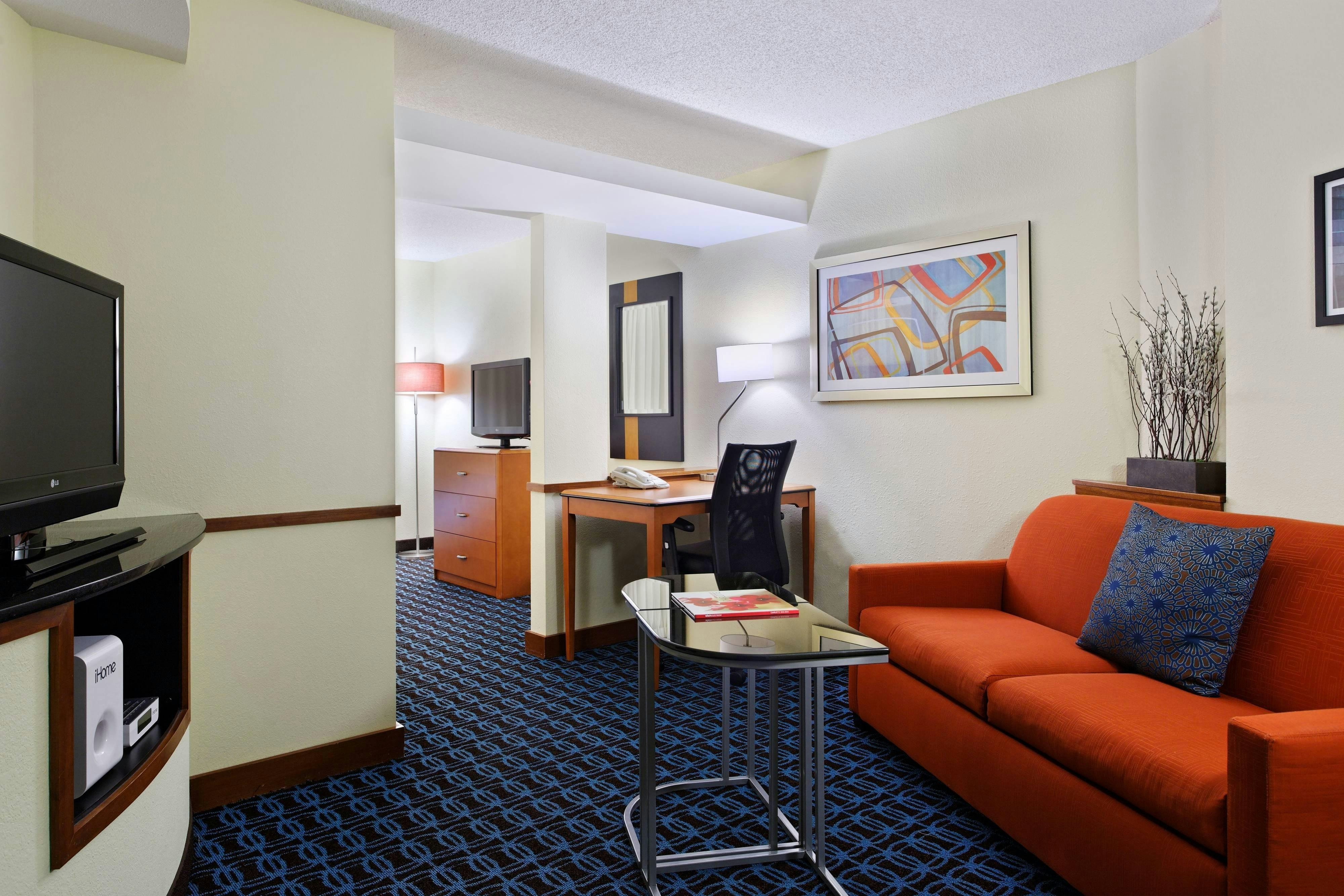 Fairfield by Marriott Inn & Suites Charlotte Arrowood