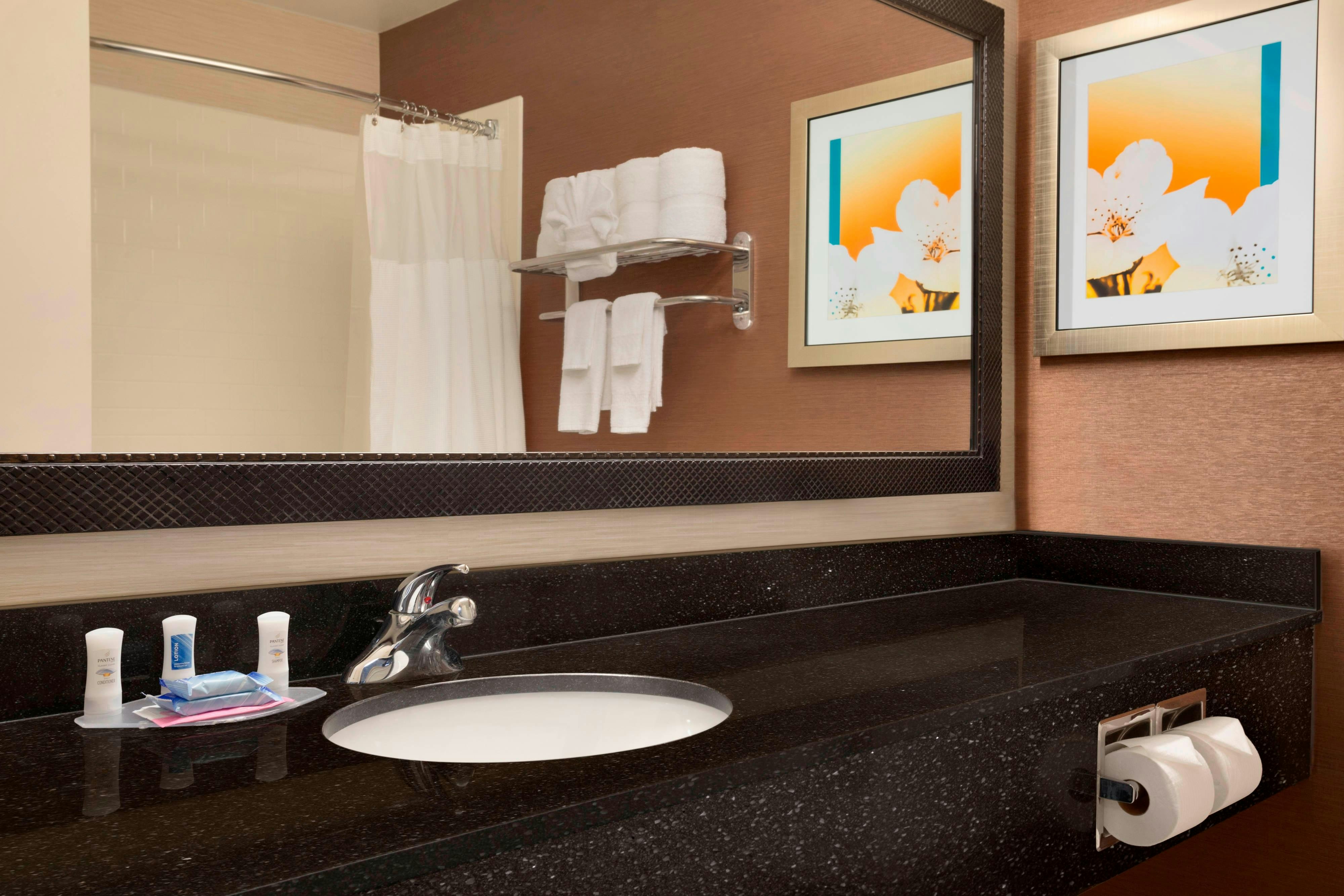 Fairfield by Marriott Inn & Suites Fort Worth University Drive