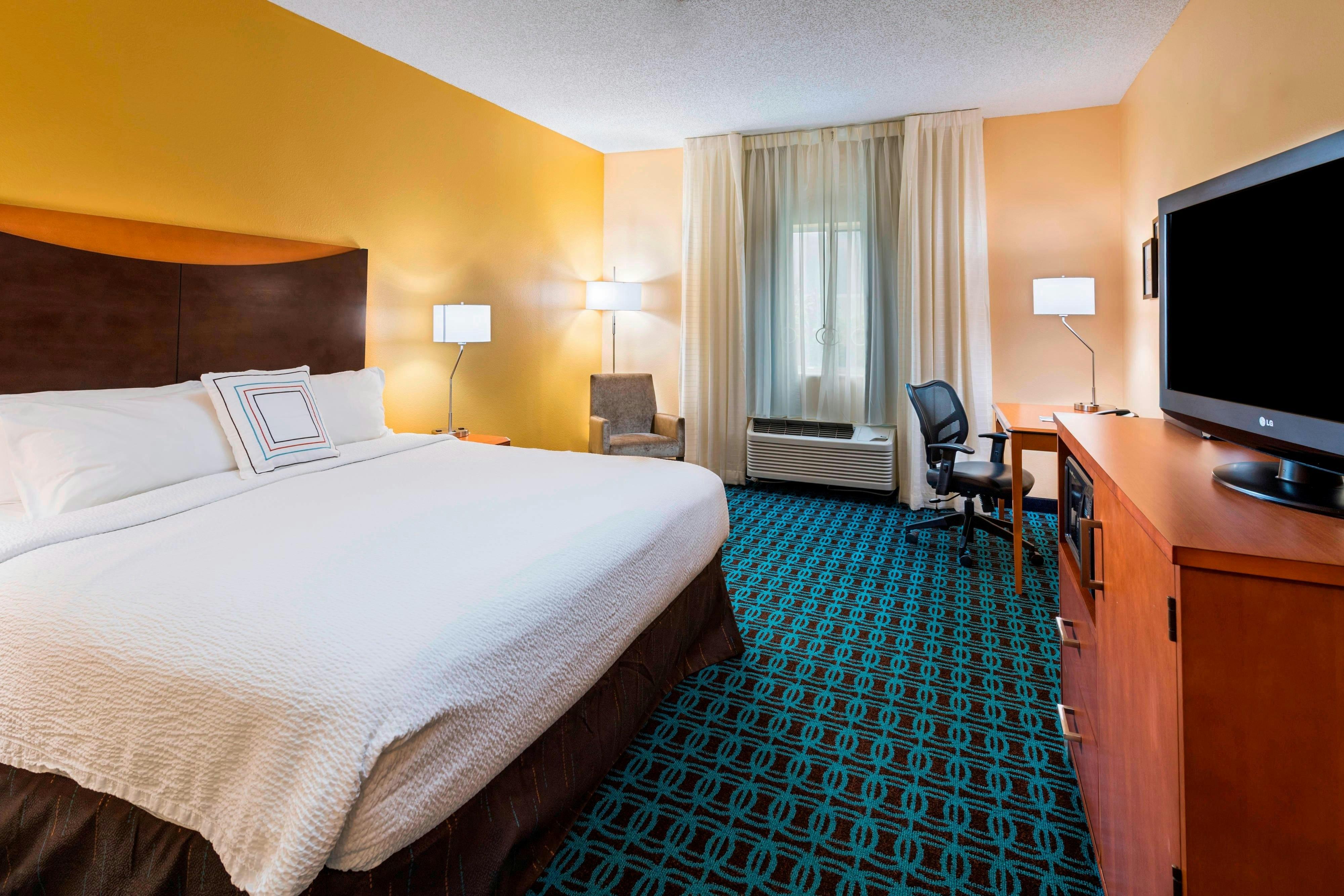 Fairfield by Marriott Inn & Suites St. Petersburg Clearwater
