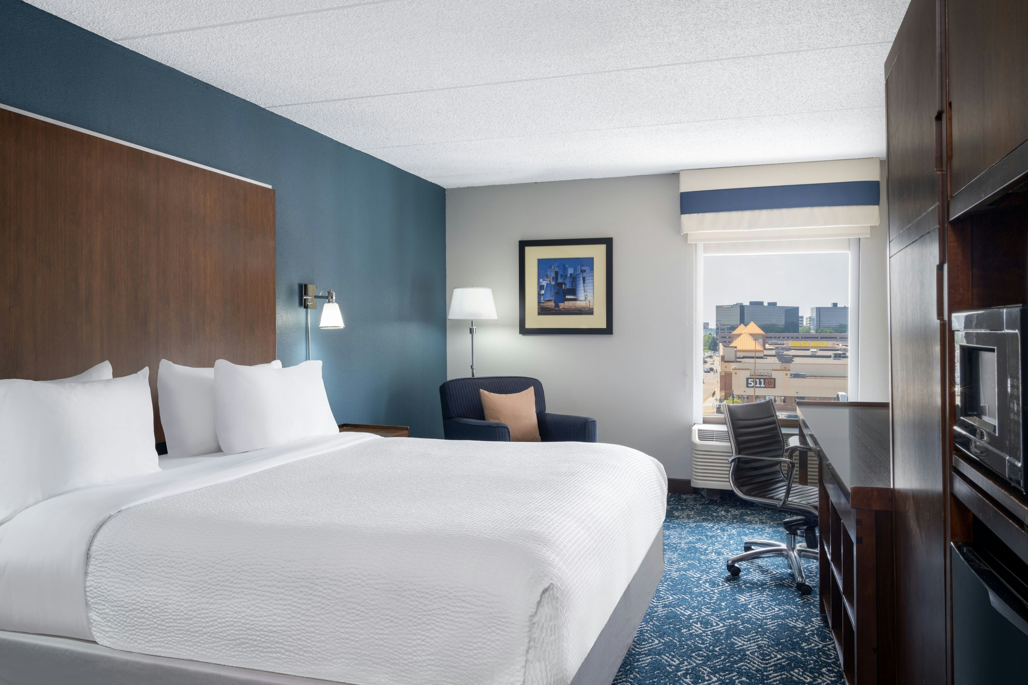 Four Points by Sheraton Mall of America Minneapolis Airport
