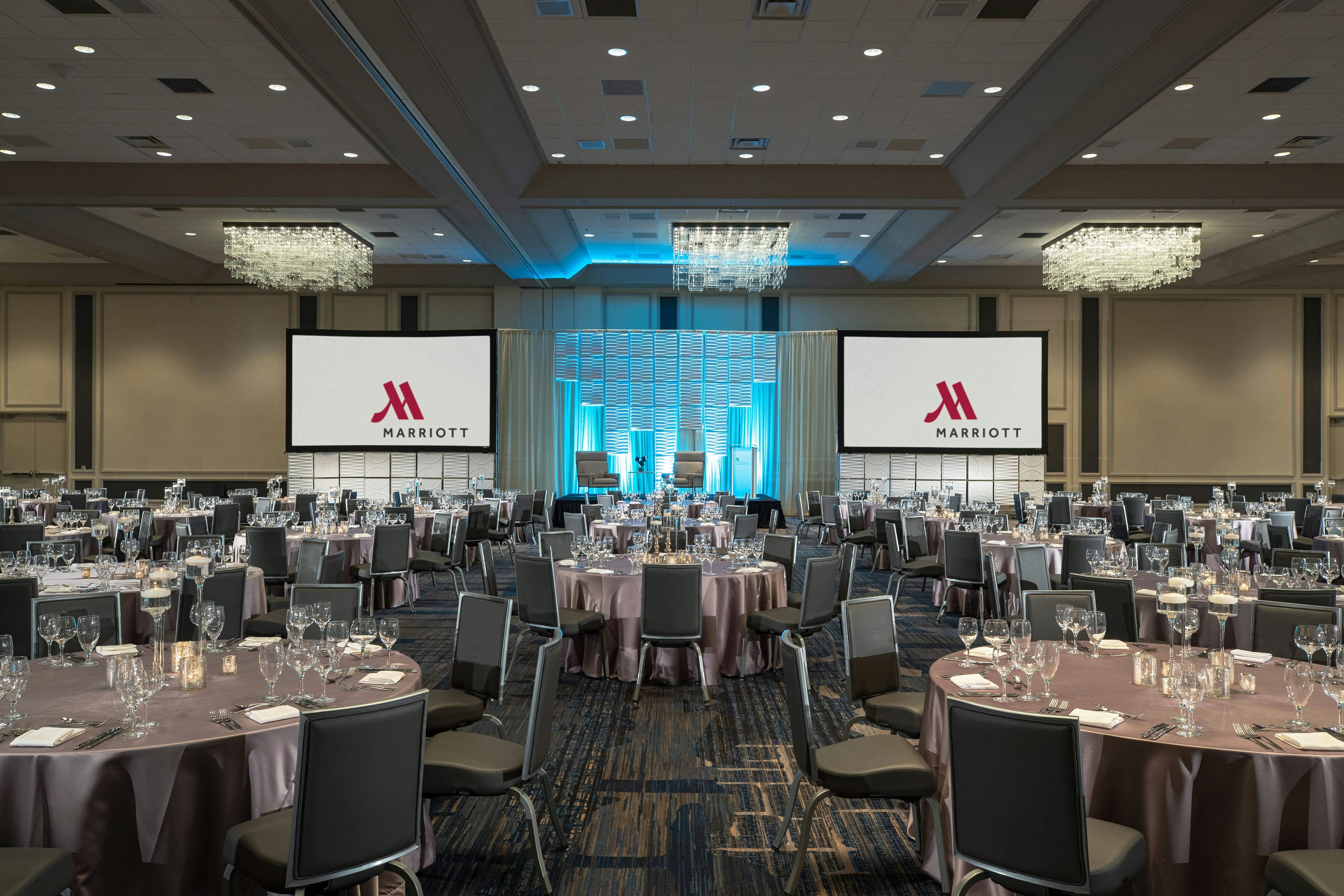Chicago Marriott Downtown Magnificent Mile