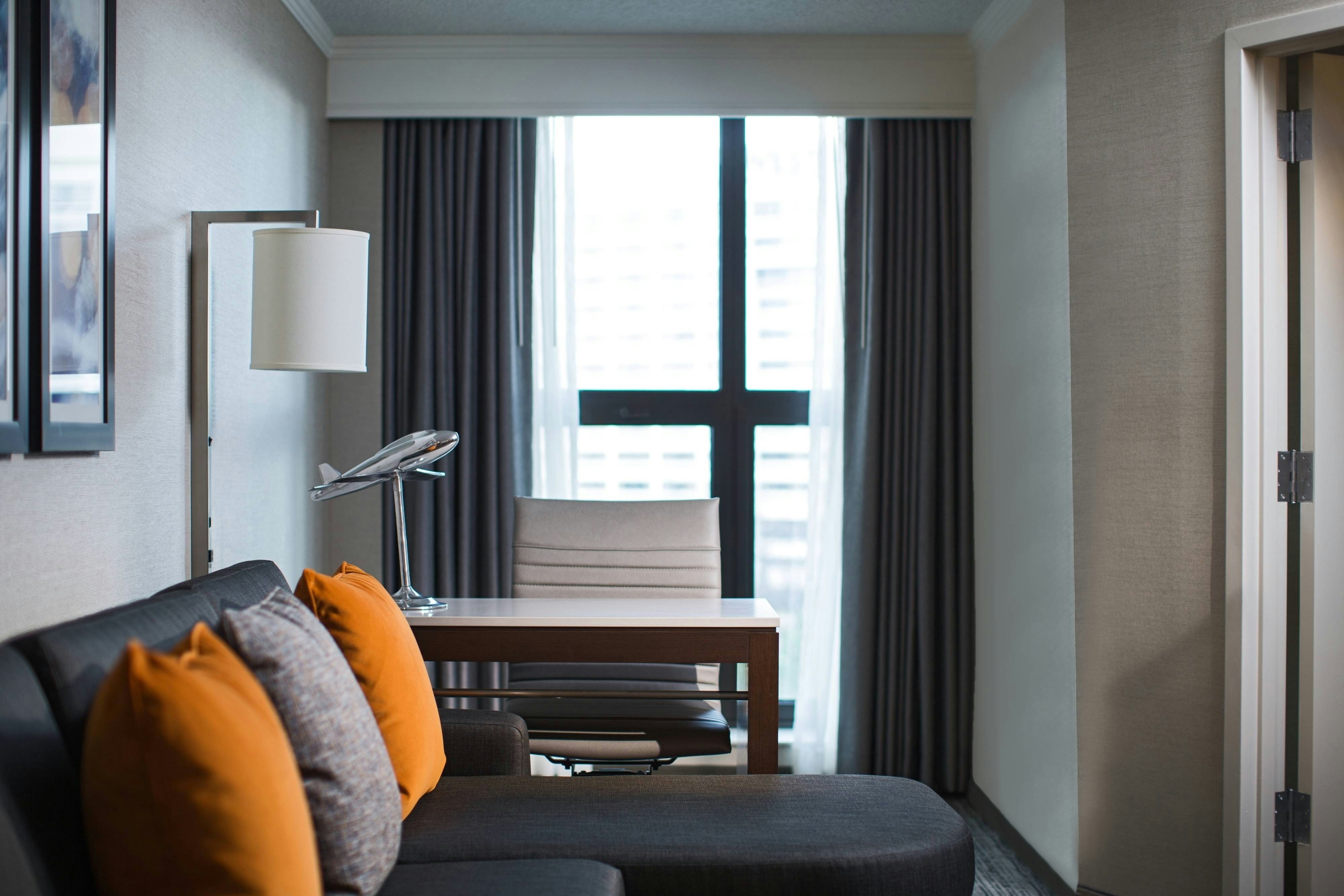 Chicago Marriott Suites O’Hare