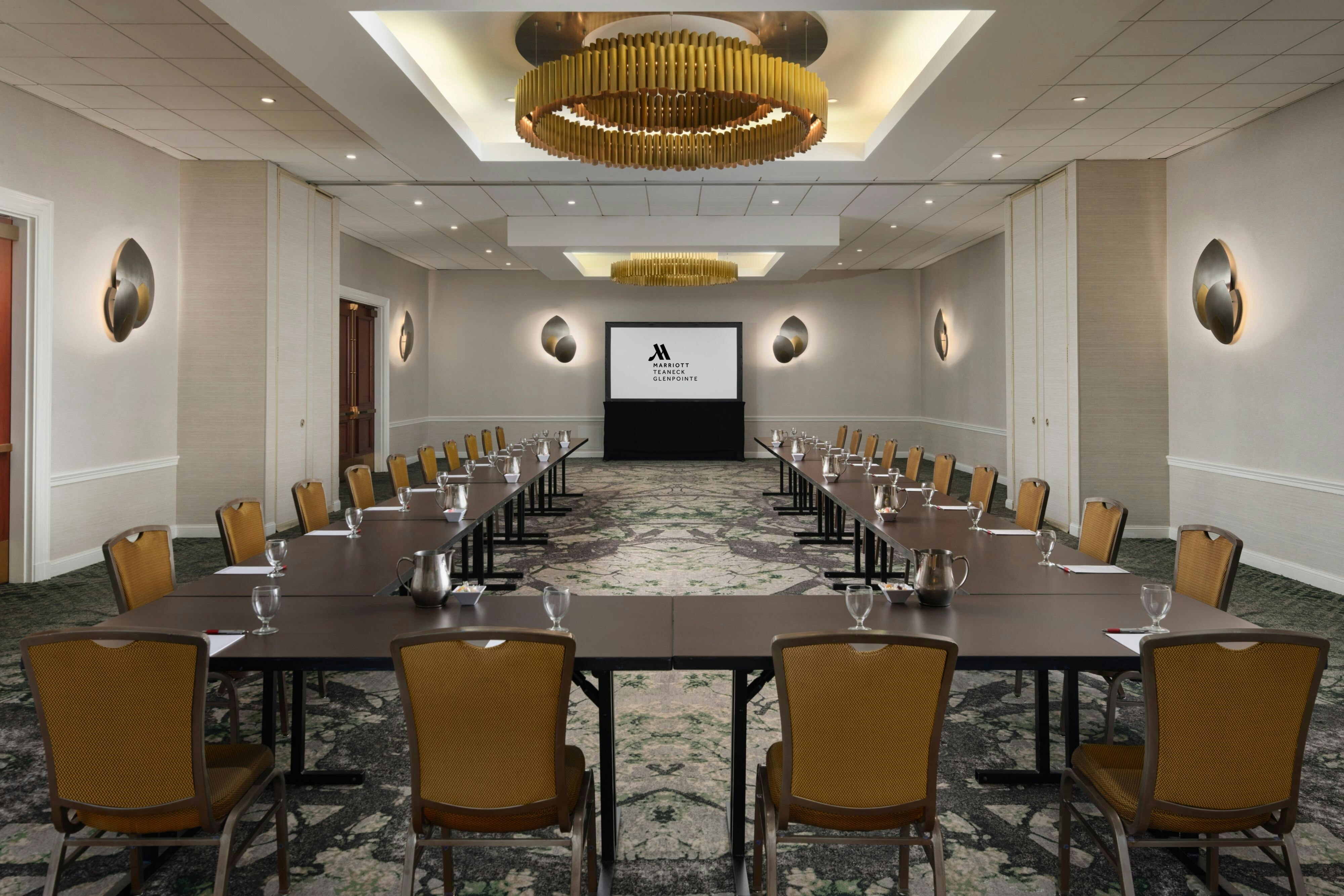 Teaneck Marriott at Glenpointe