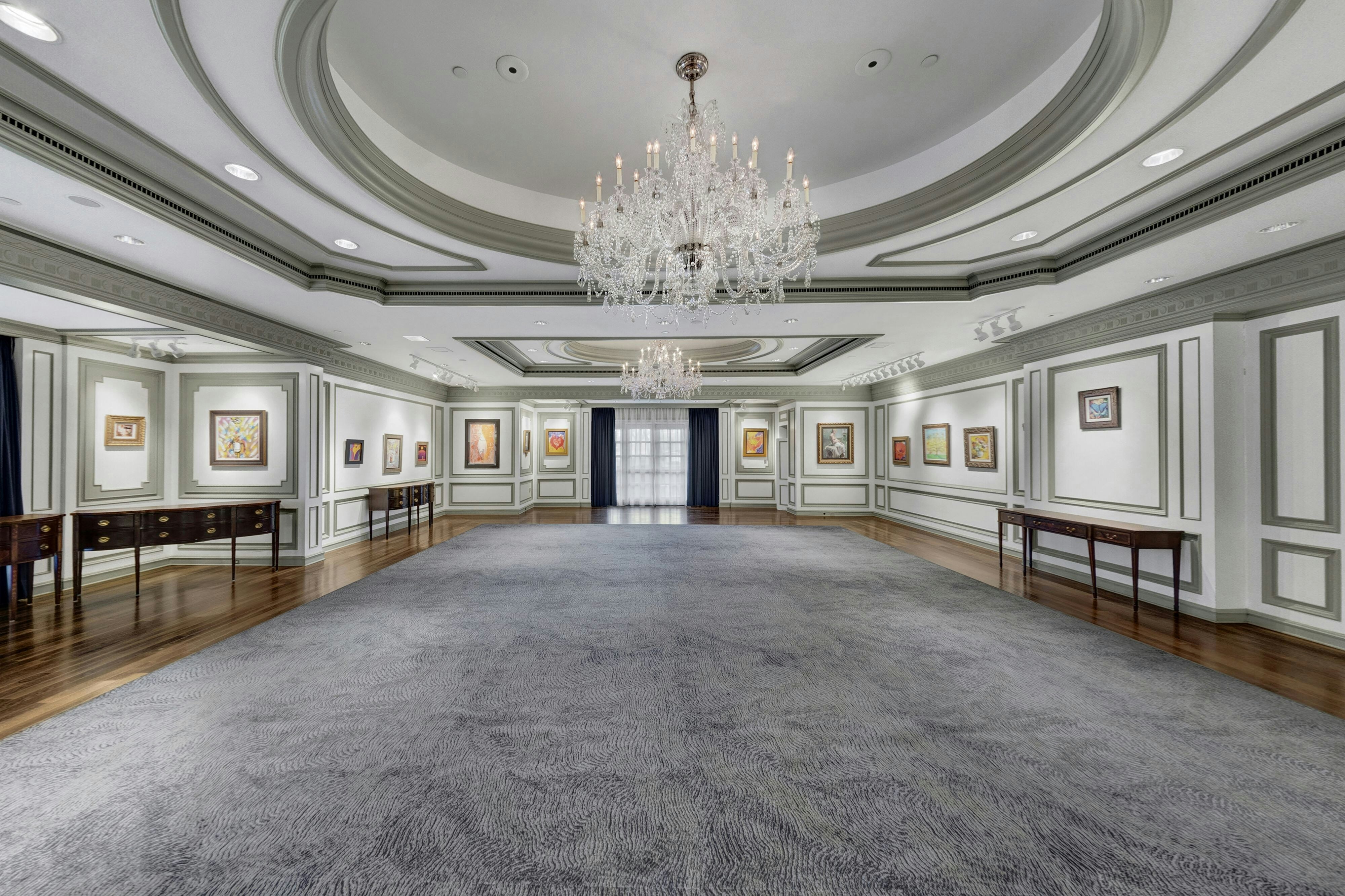 The Henry, Autograph Collection