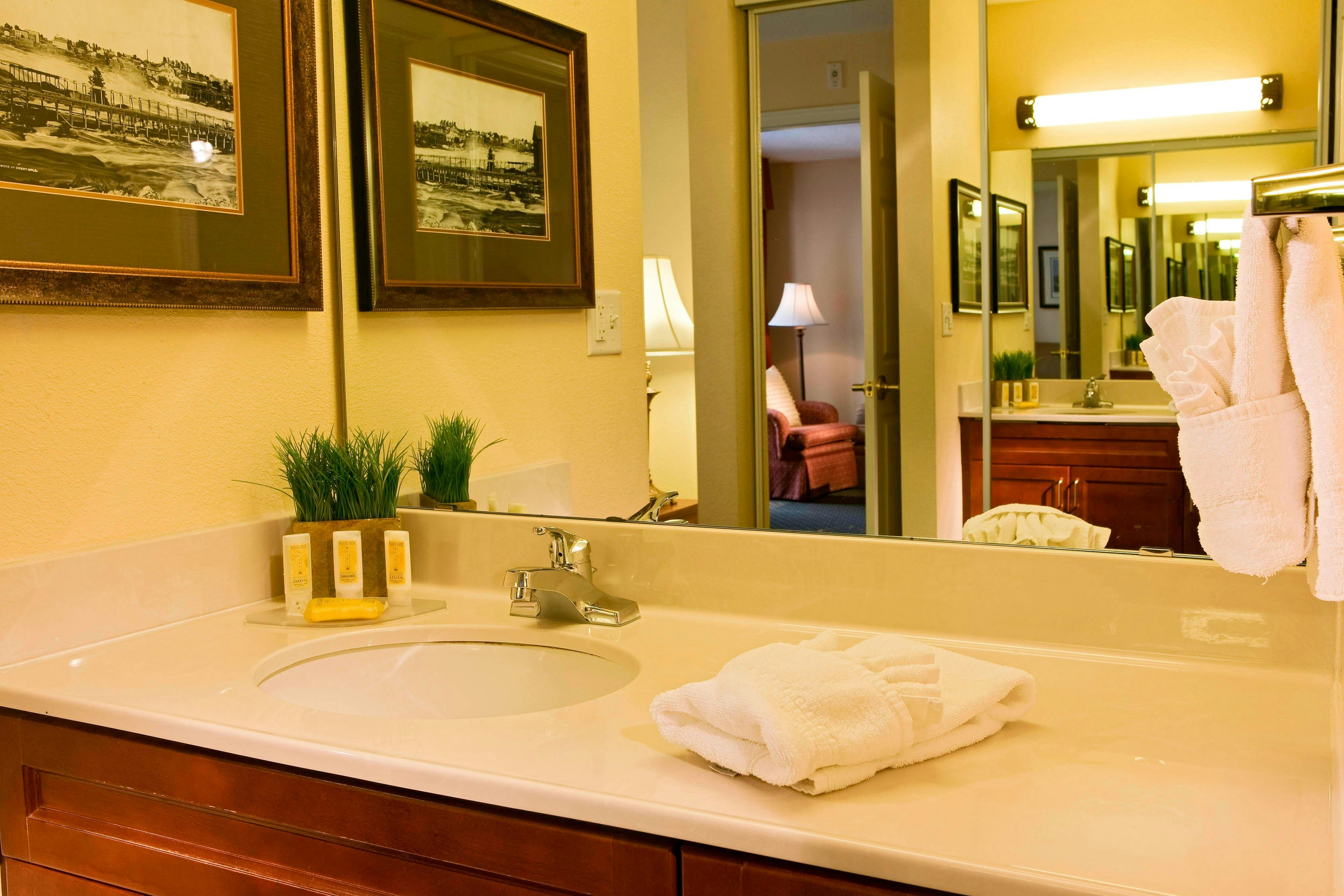 Residence Inn by Marriott Minneapolis Eden Prairie