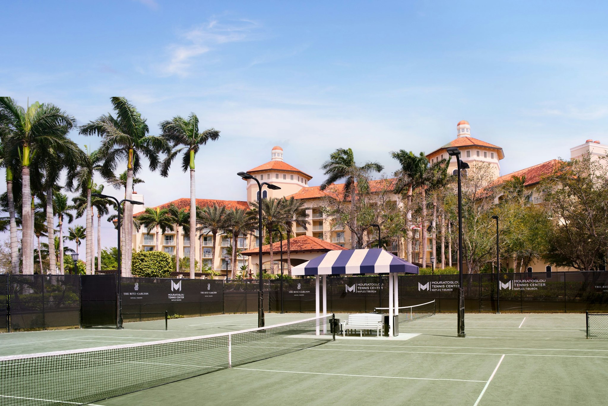 The Ritz-Carlton Naples, Tiburón