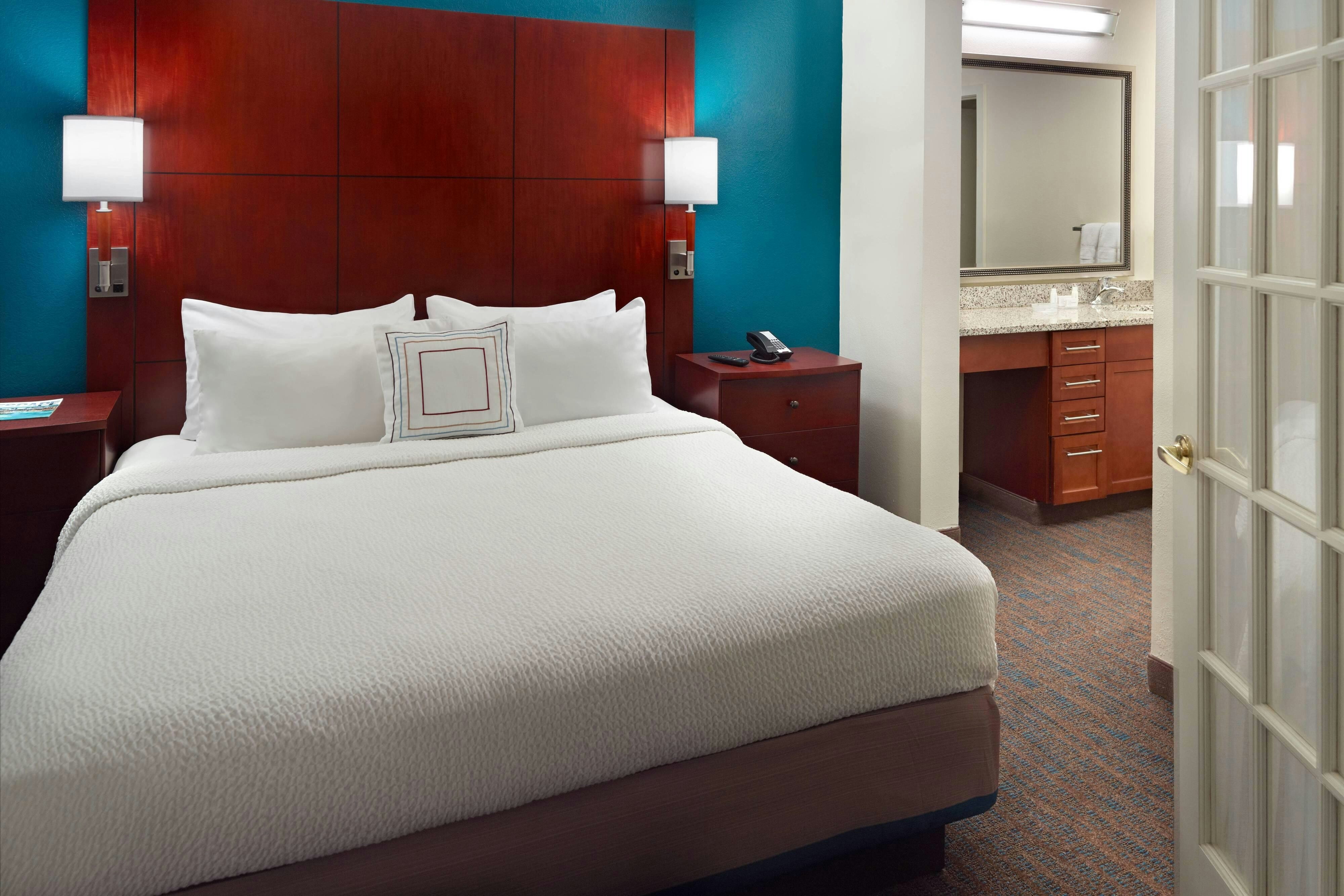 Residence Inn by Marriott Atlanta Airport North/Virginia Avenue