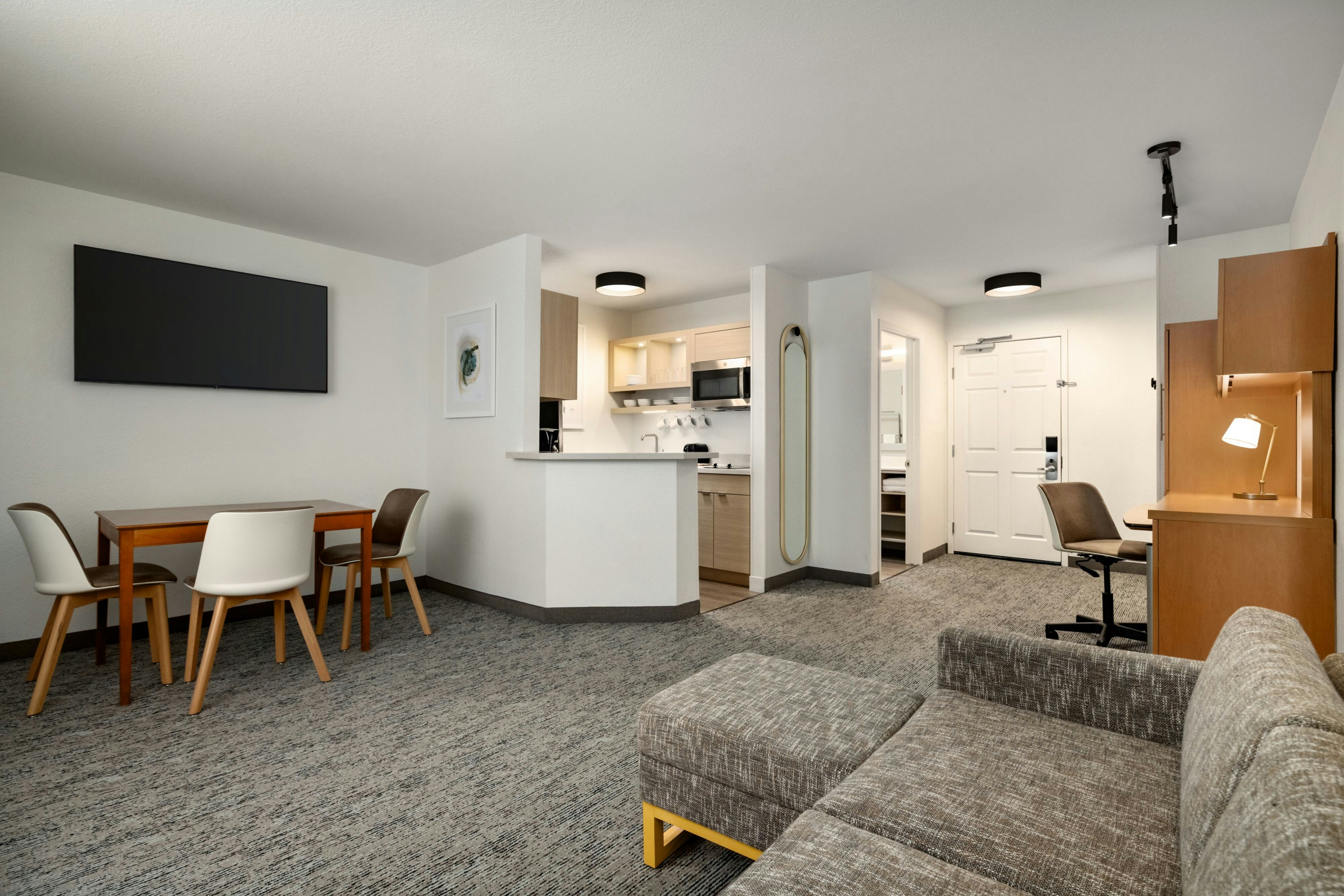 TownePlace Suites by Marriott Anaheim Maingate Near Angel Stadium
