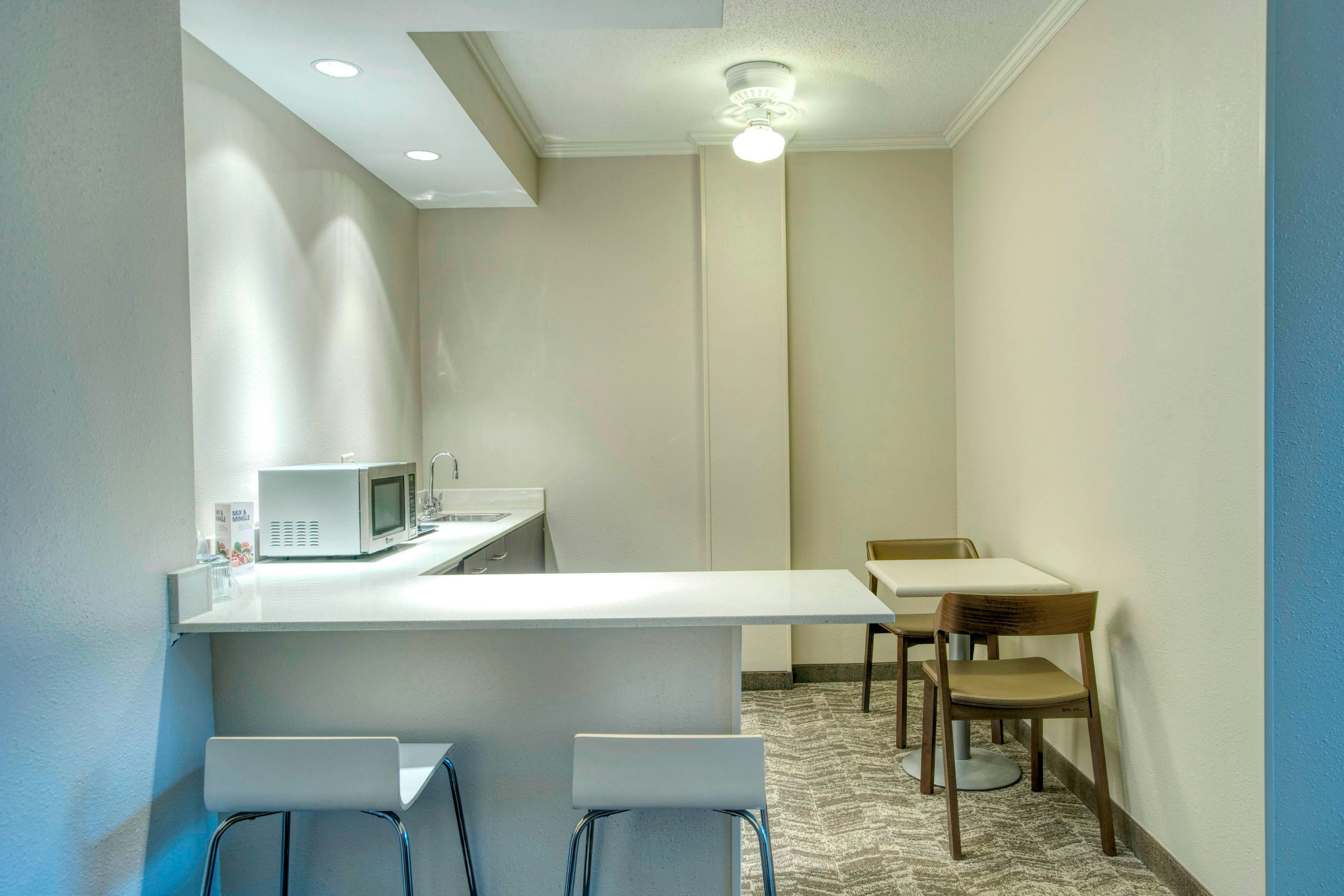 SpringHill Suites by Marriott Lawrence Downtown
