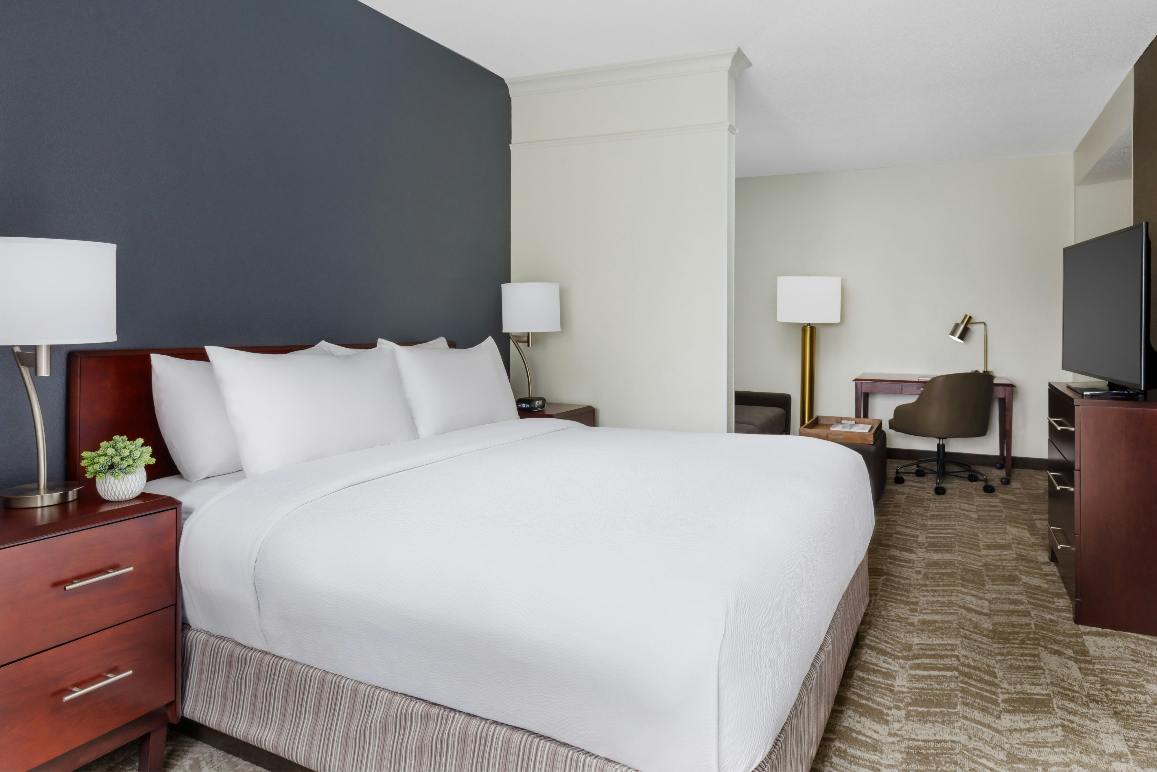 SpringHill Suites by Marriott Manchester-Boston Regional Airport