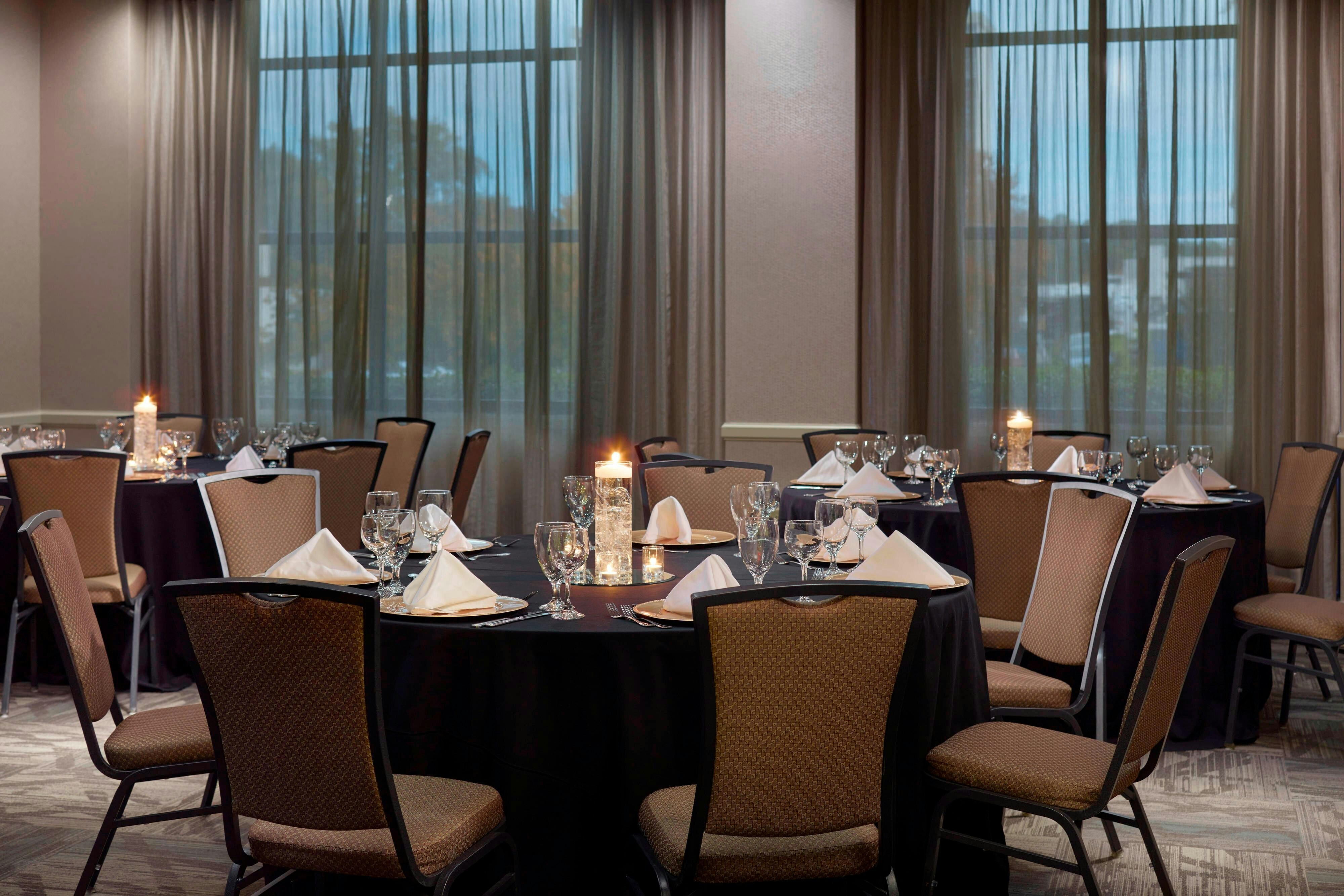 Courtyard by Marriott Atlanta Decatur Downtown/Emory