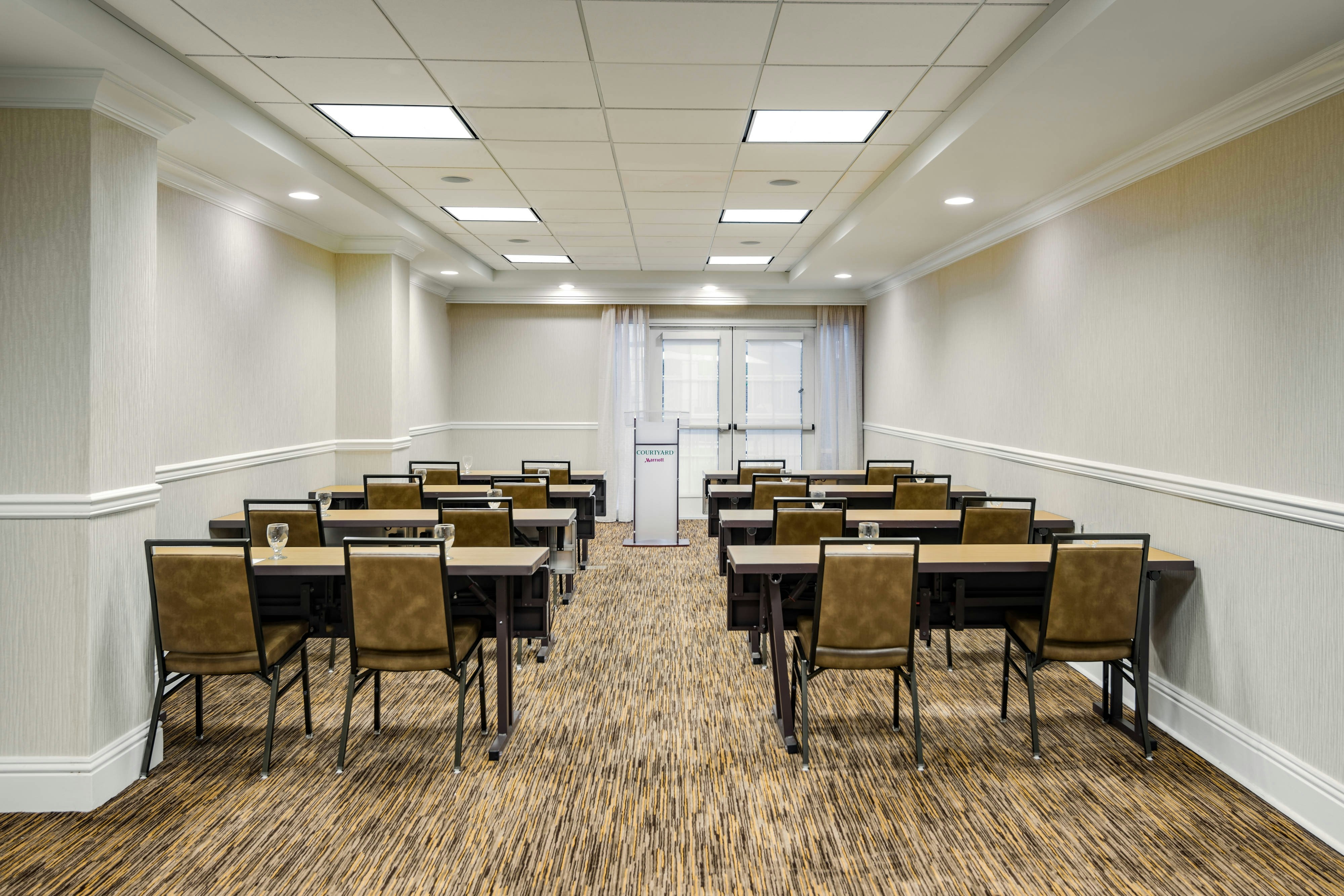 Courtyard by Marriott Charleston Historic District