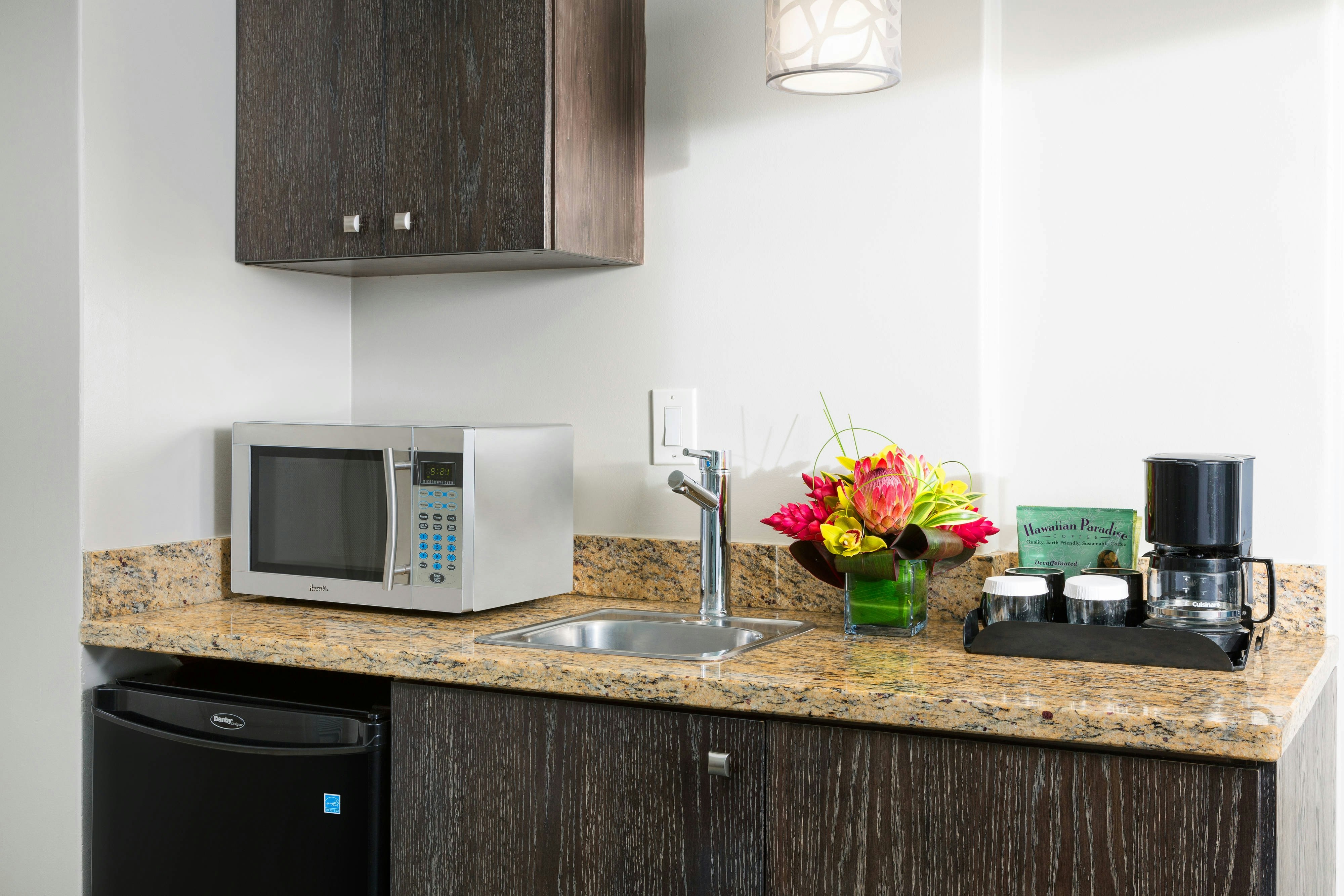 Courtyard by Marriott Waikiki Beach