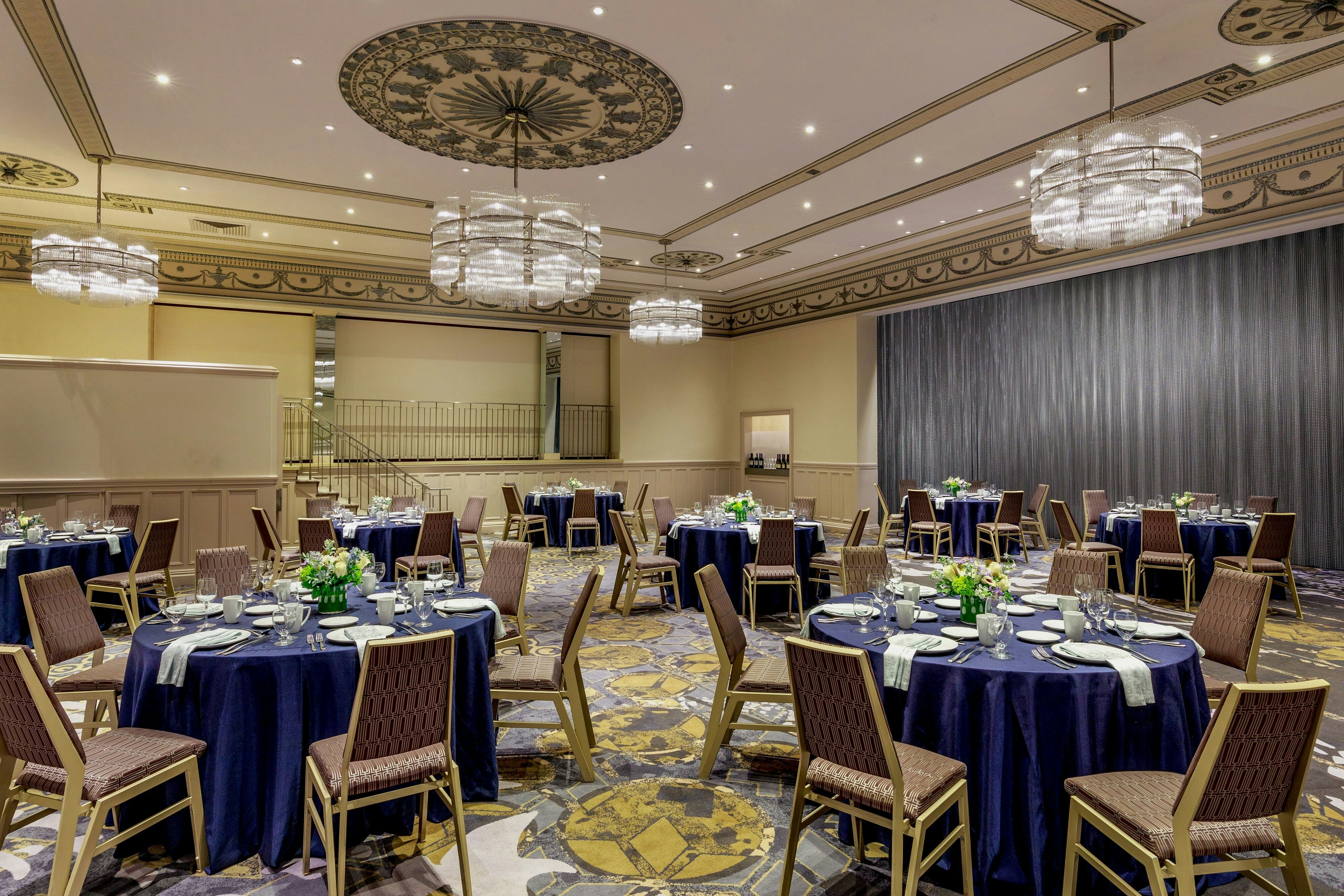 Sheraton Commander Hotel