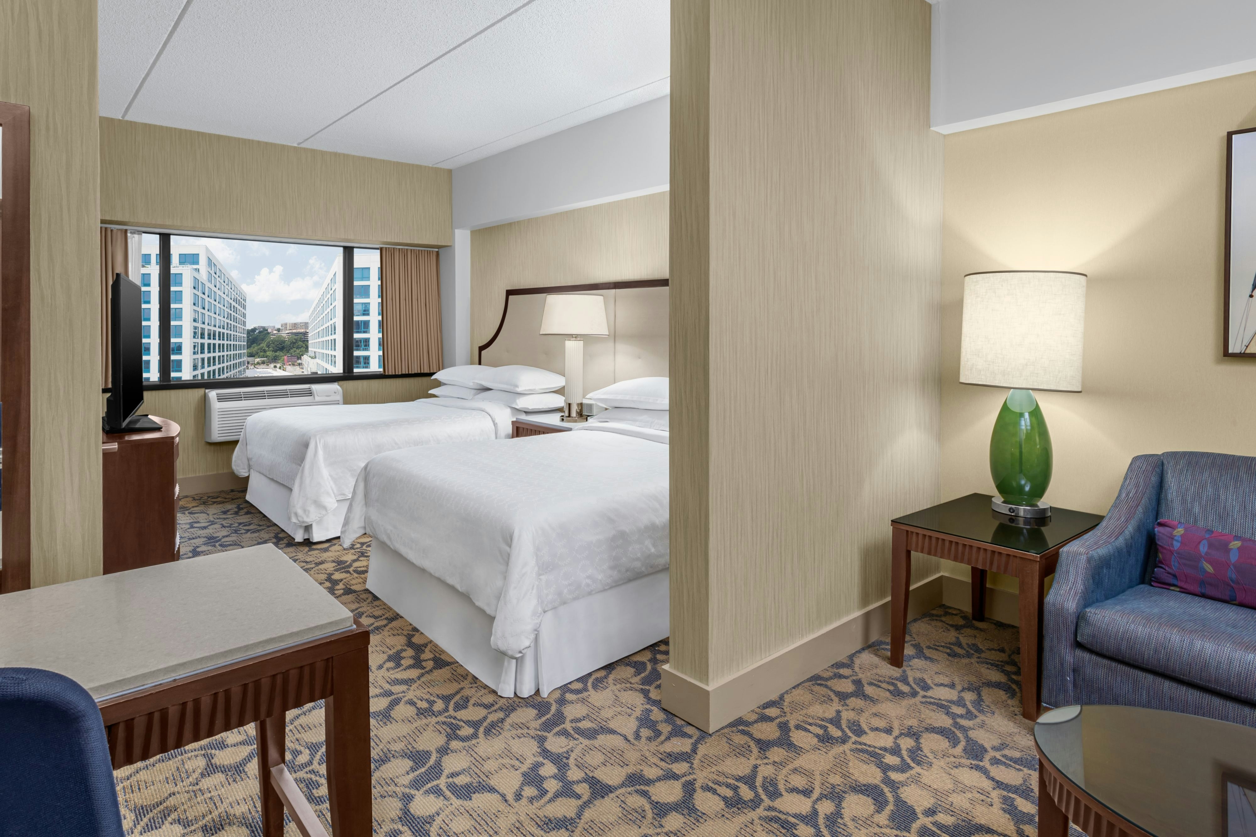 Sheraton Lincoln Harbor Hotel