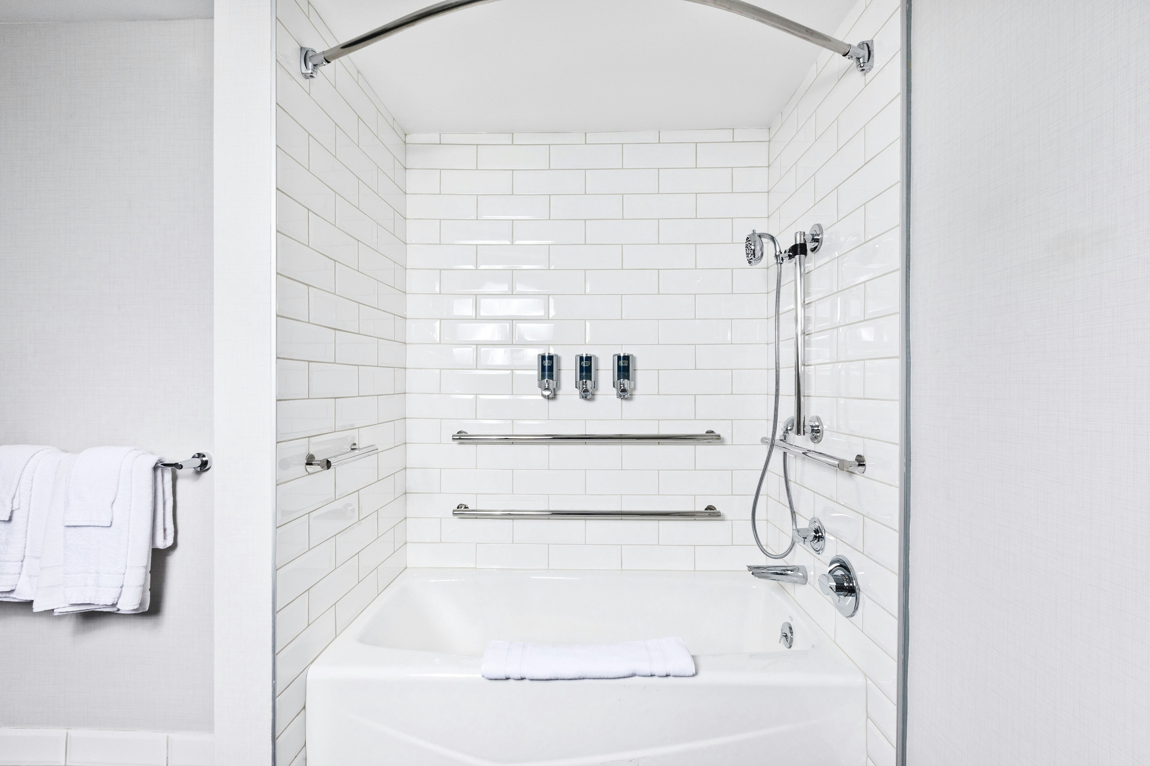 Four Points by Sheraton Ventura Harbor Resort