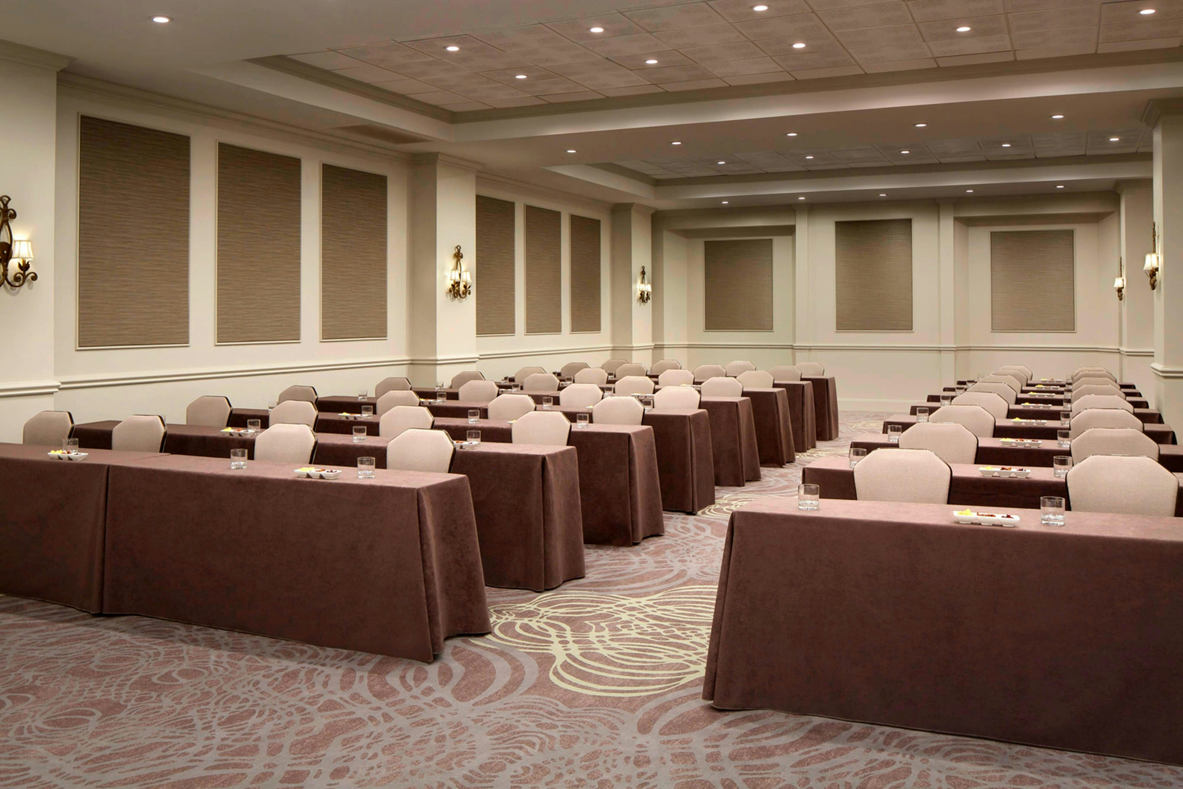 Courtyard by Marriott New Orleans French Quarter/Iberville
