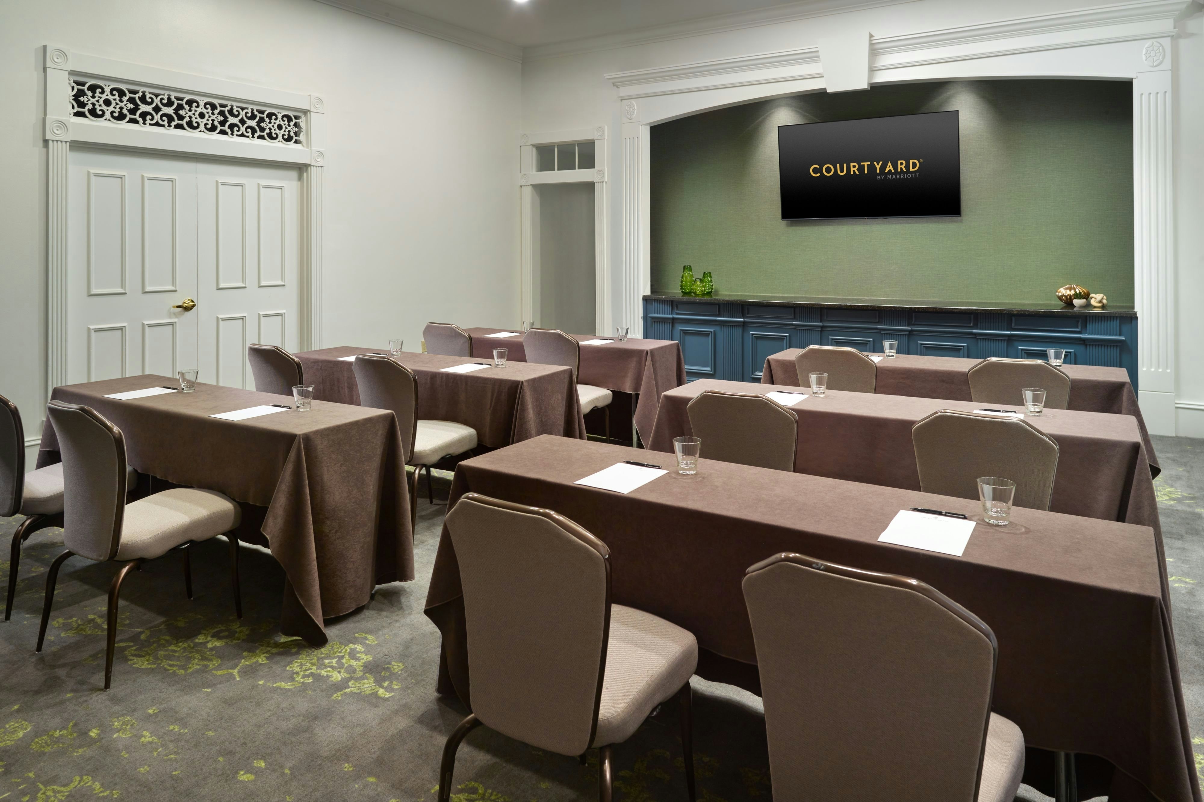Courtyard by Marriott New Orleans French Quarter/Iberville