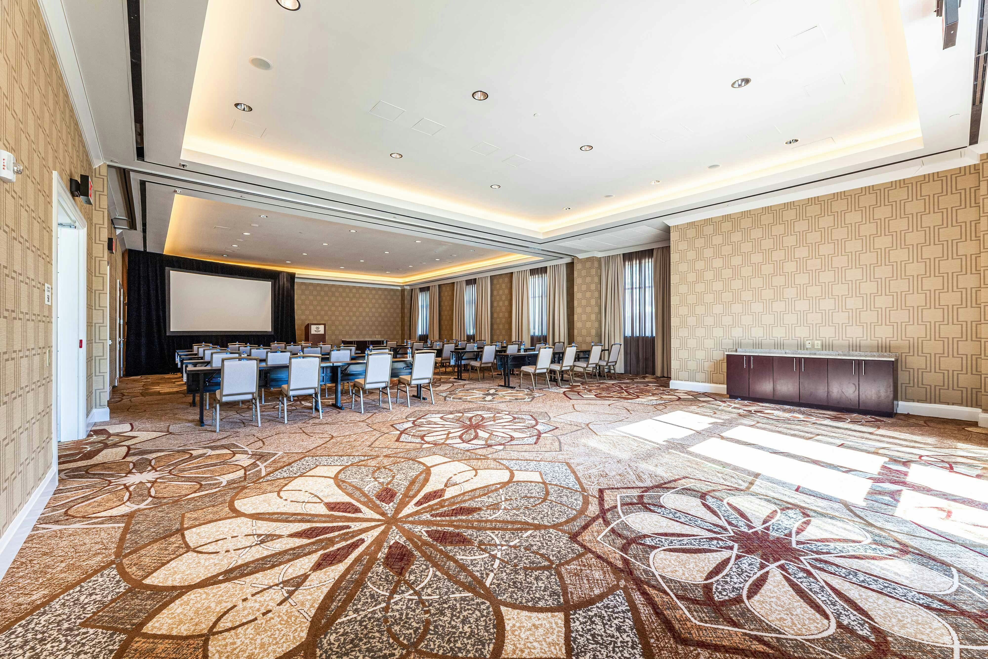 Sheraton Stonebriar Hotel