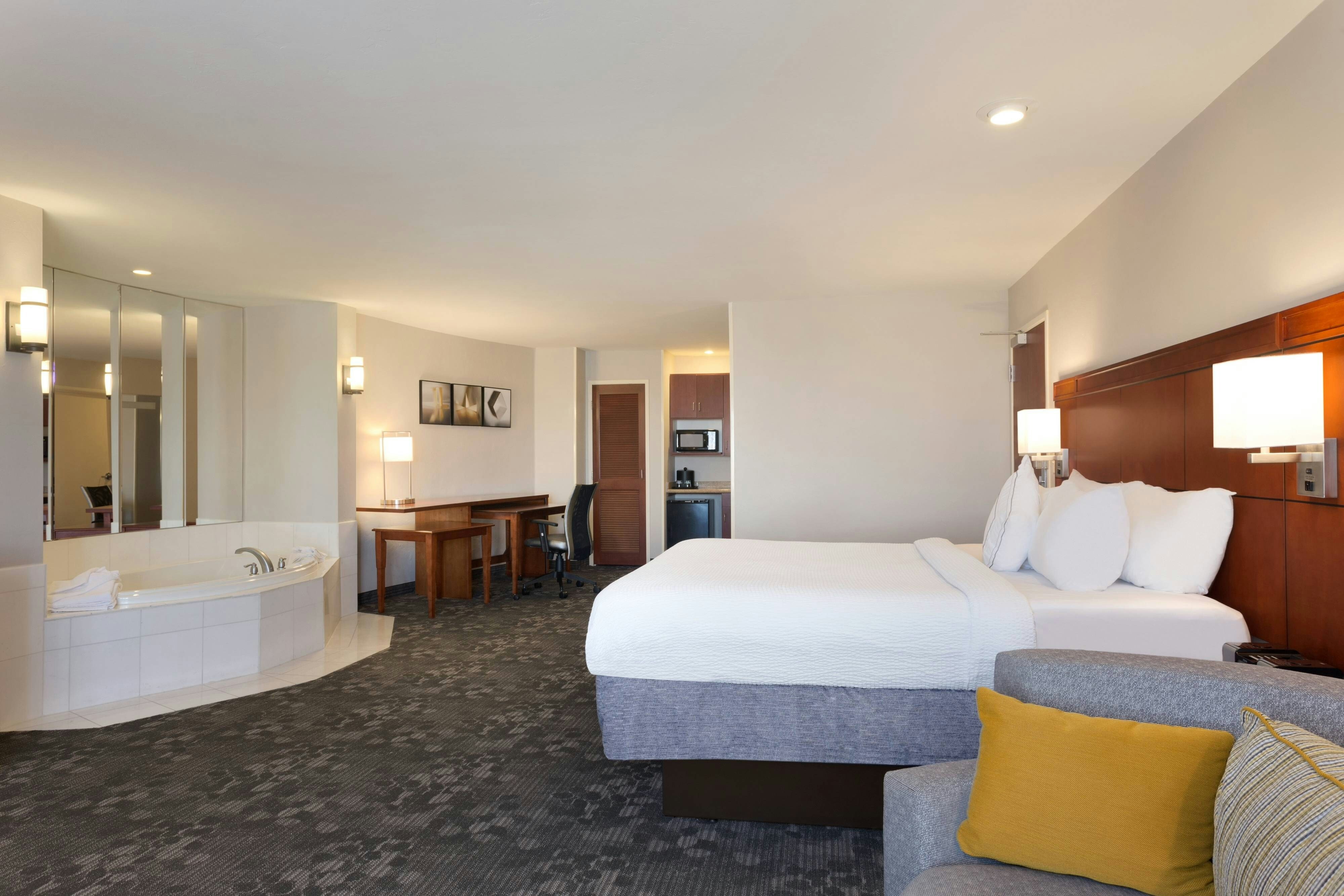 Courtyard by Marriott Oklahoma City North/Quail Springs