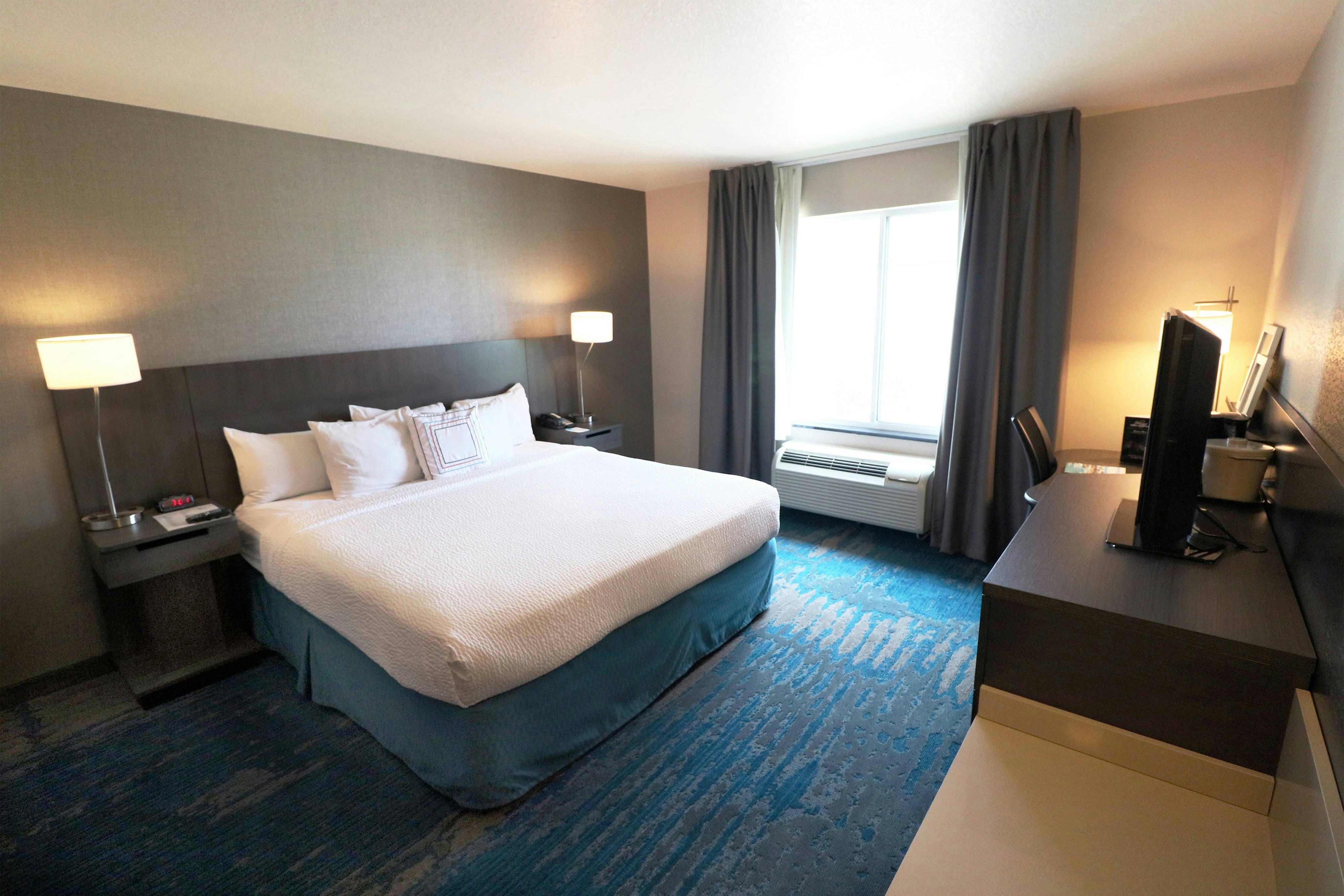 Fairfield by Marriott Inn & Suites Des Moines Airport