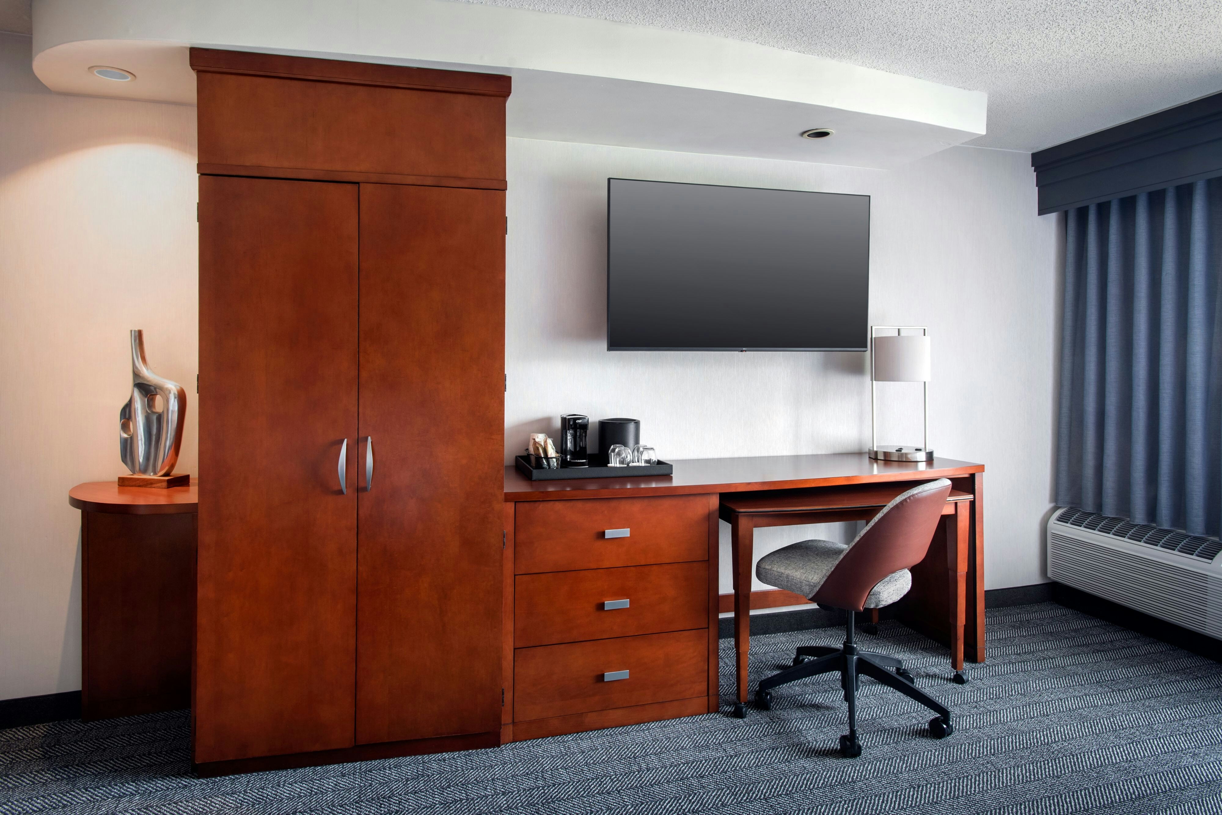 Courtyard by Marriott Paramus