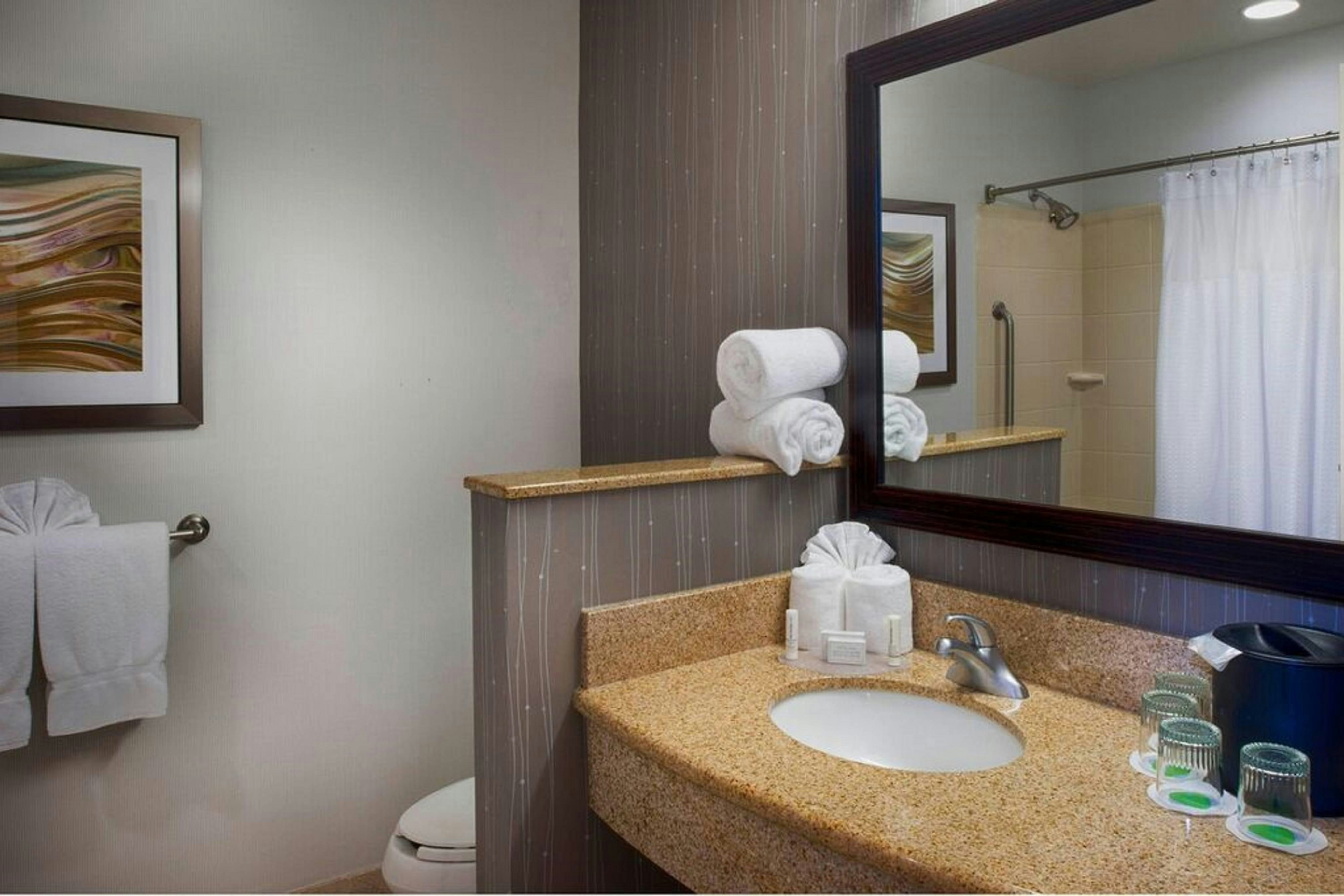 Courtyard by Marriott Memphis Collierville