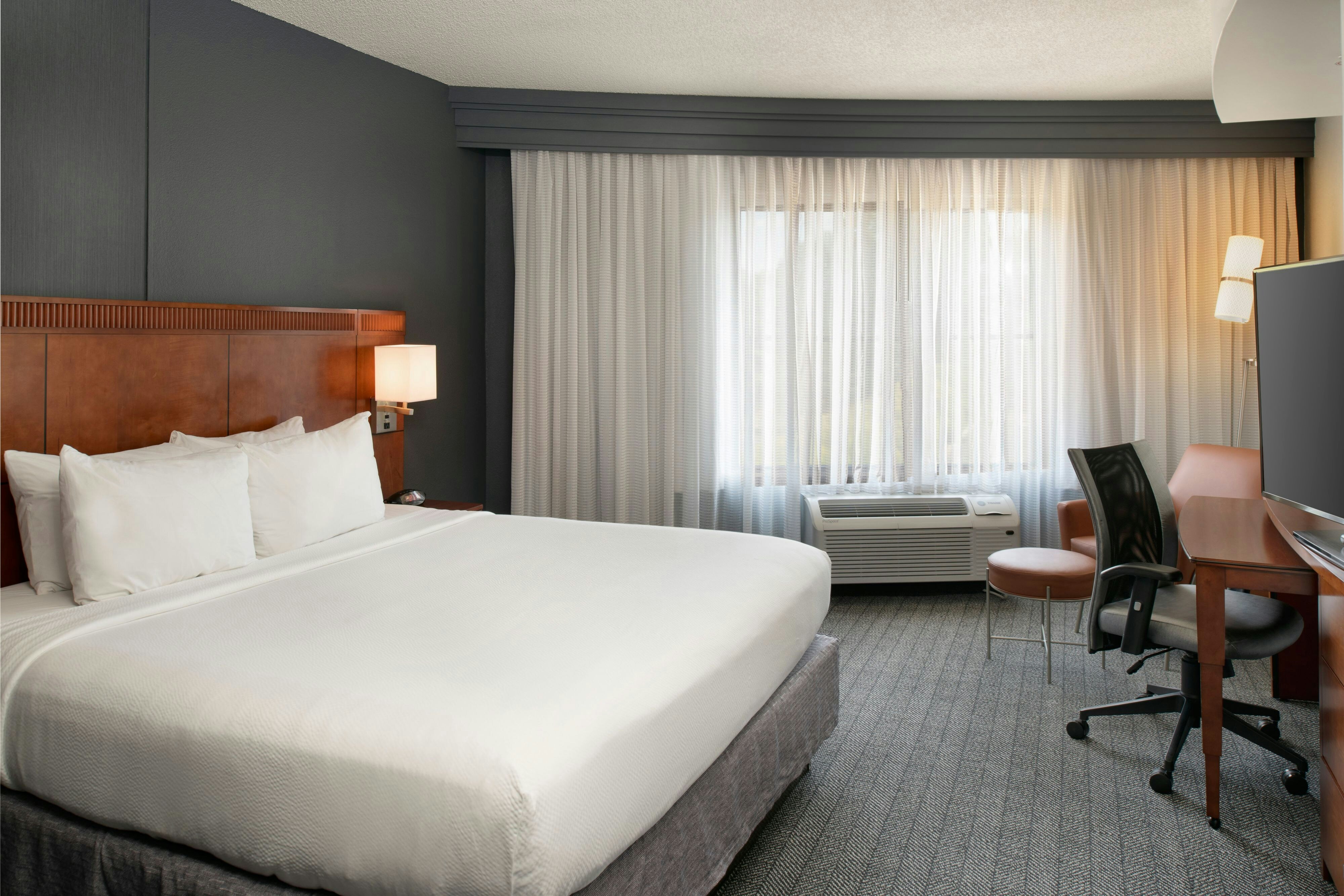 Courtyard by Marriott Memphis Collierville