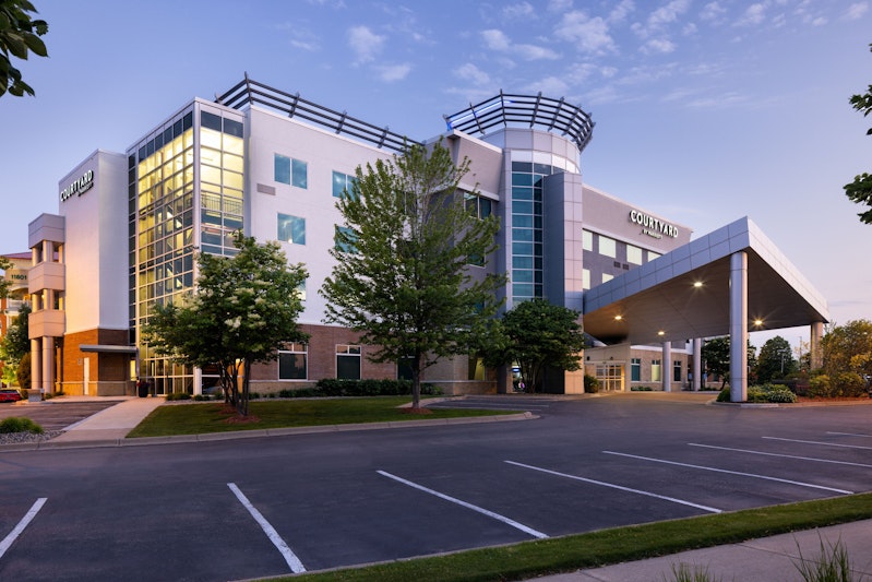 Courtyard by Marriott Minneapolis Maple Grove/Arbor Lakes