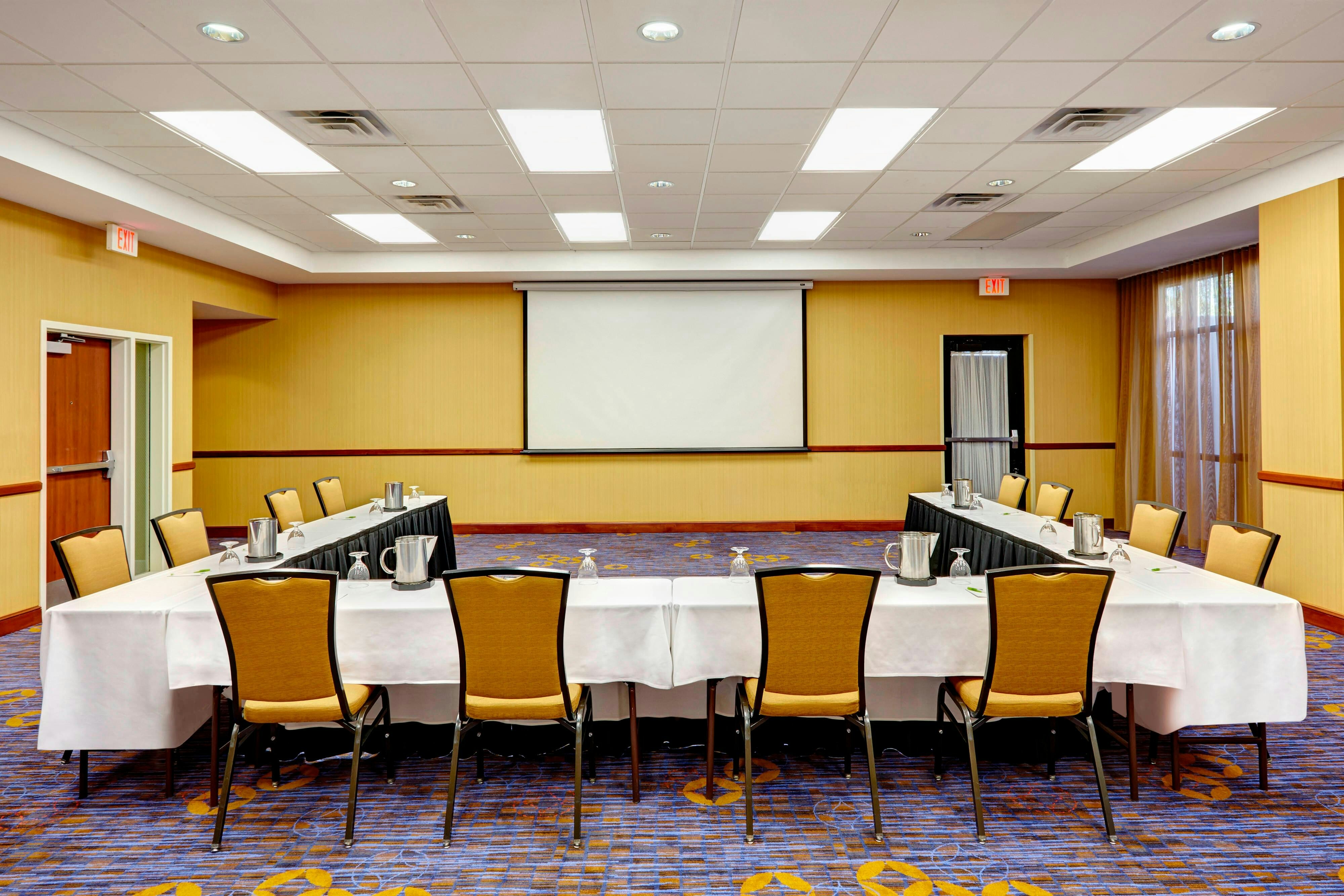 Courtyard by Marriott Phoenix North/Happy Valley