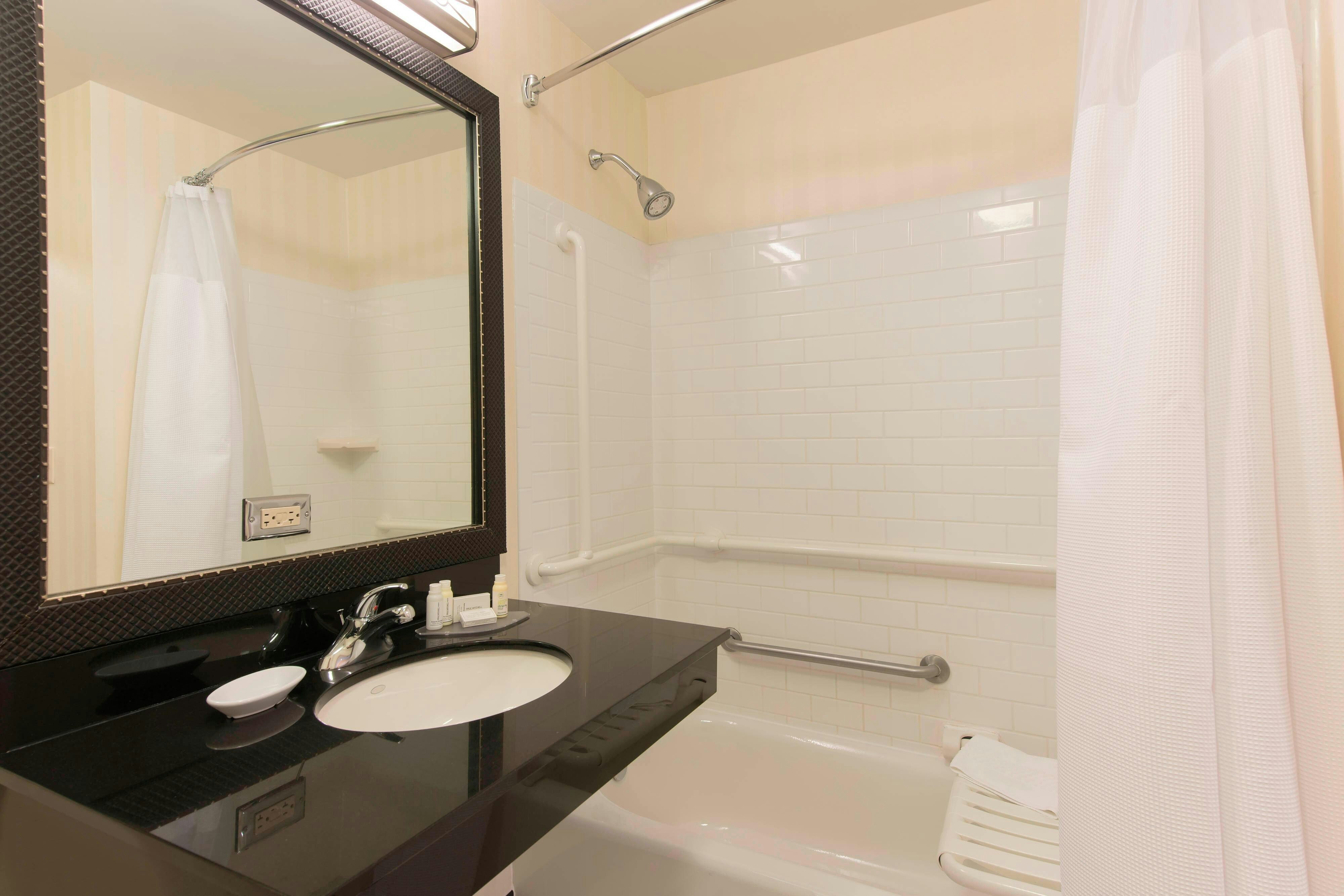 Fairfield by Marriott Inn & Suites Omaha Downtown
