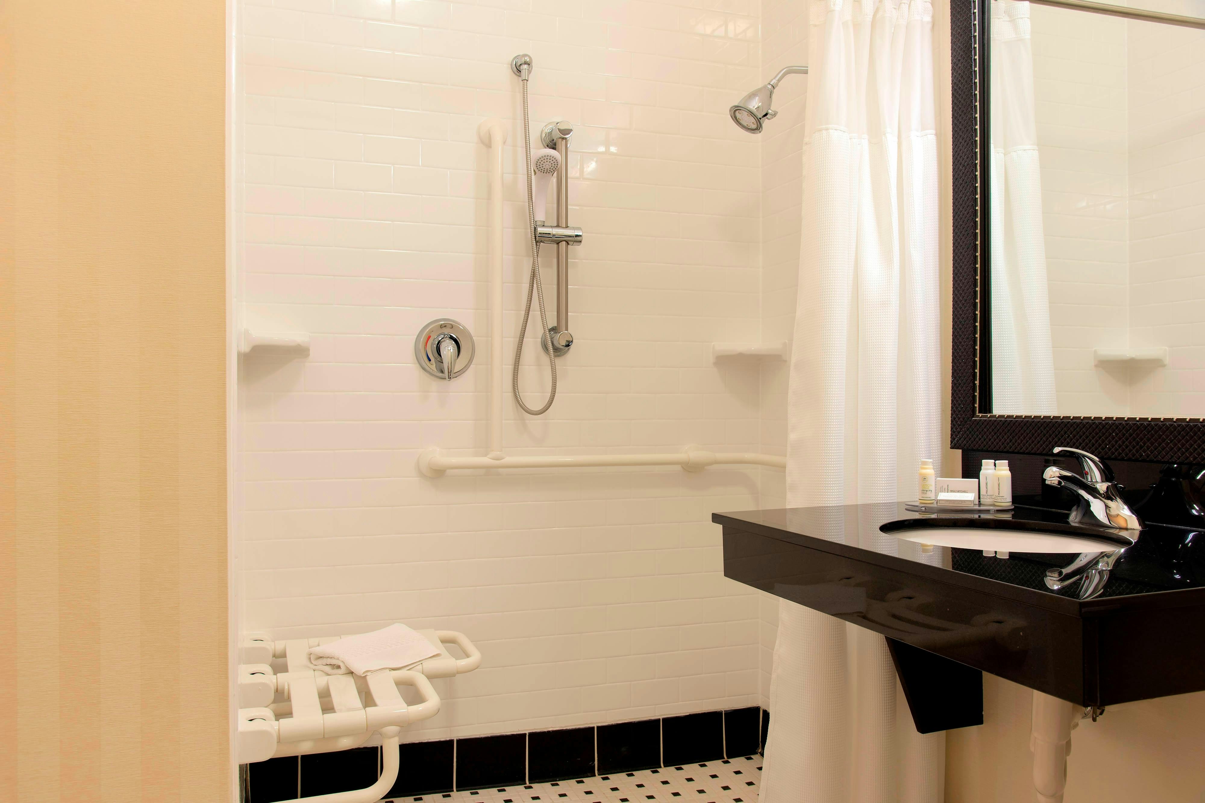 Fairfield by Marriott Inn & Suites Omaha Downtown