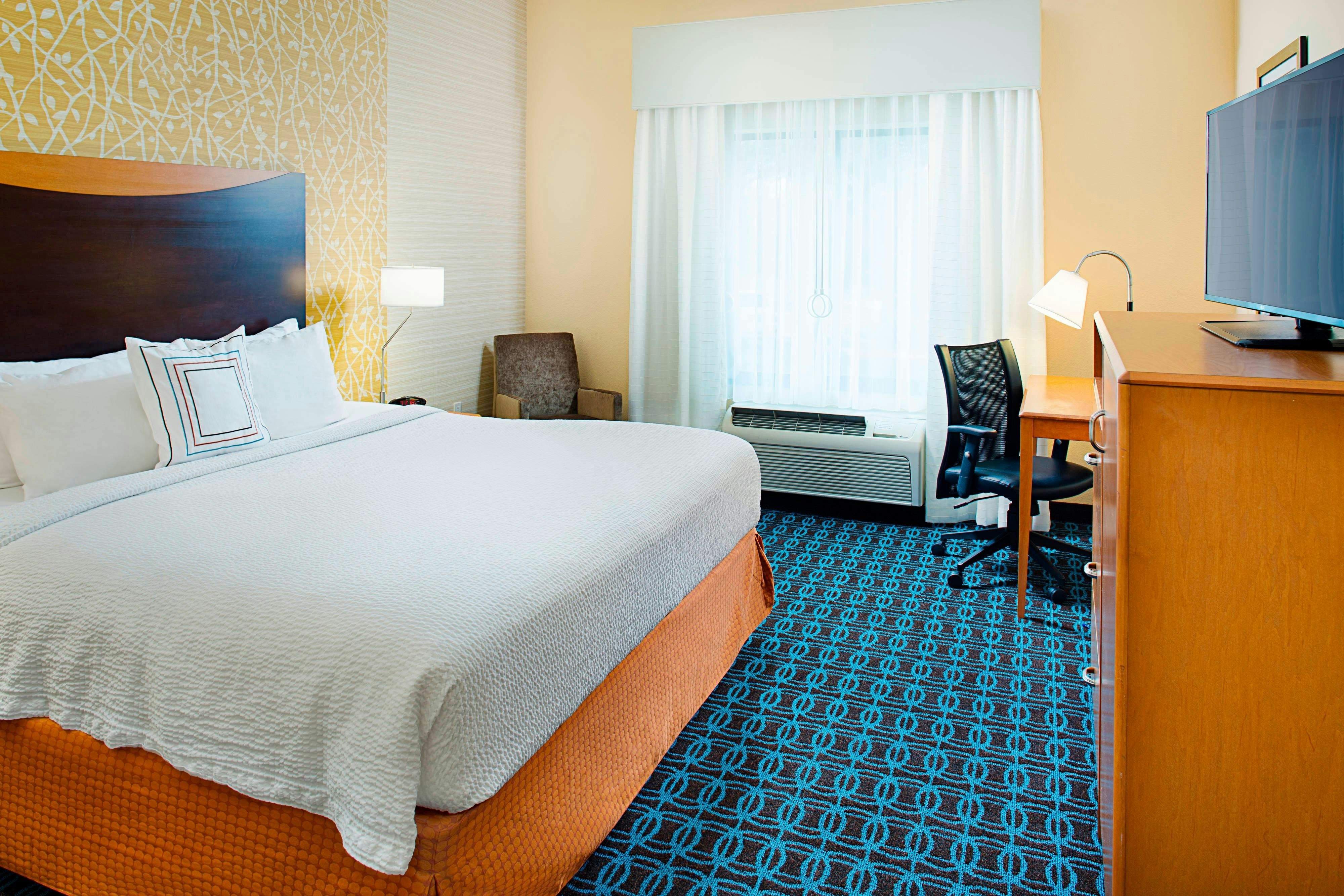 Fairfield by Marriott Inn & Suites San Antonio SeaWorld®/Westover Hills