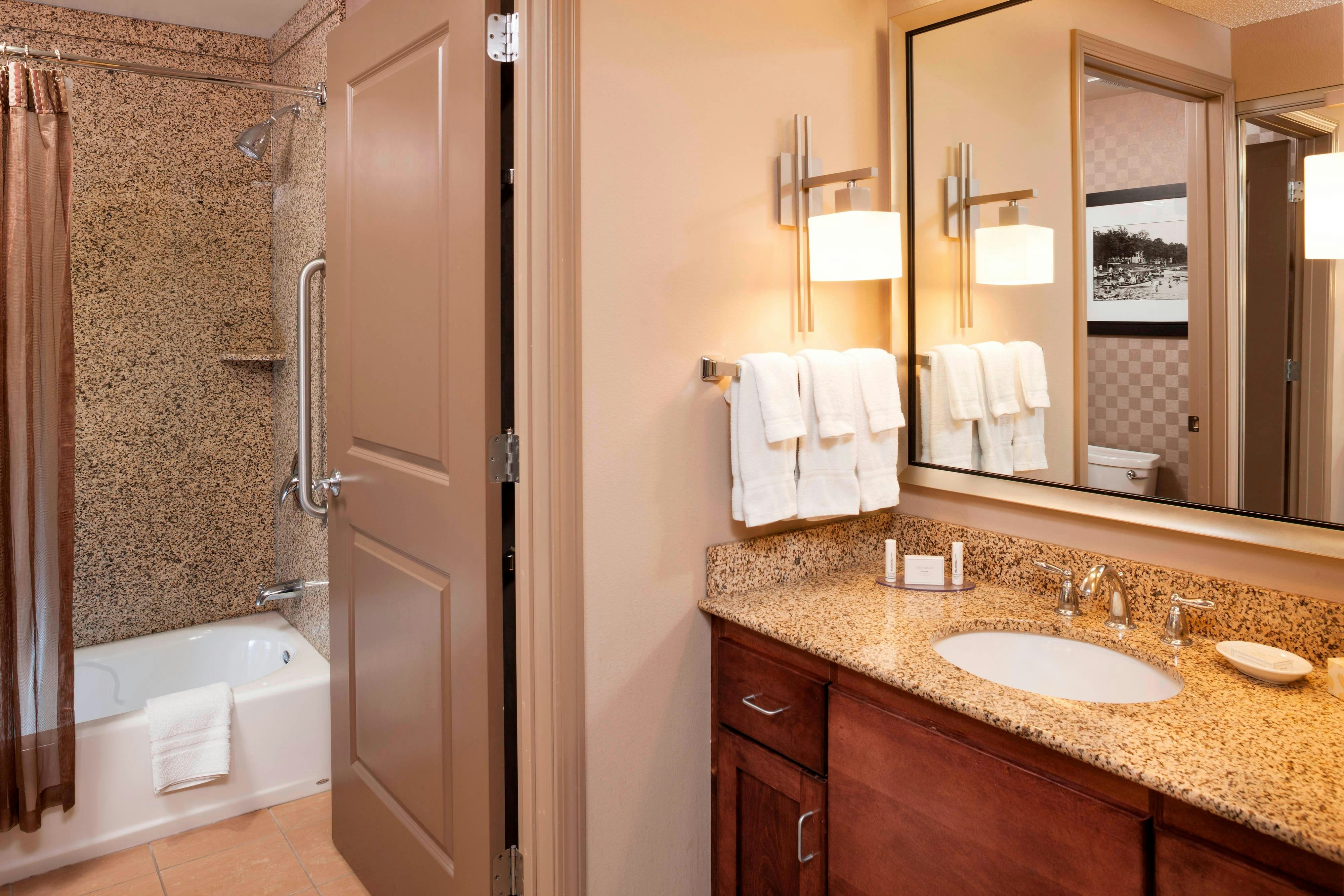 Residence Inn by Marriott Minneapolis Plymouth