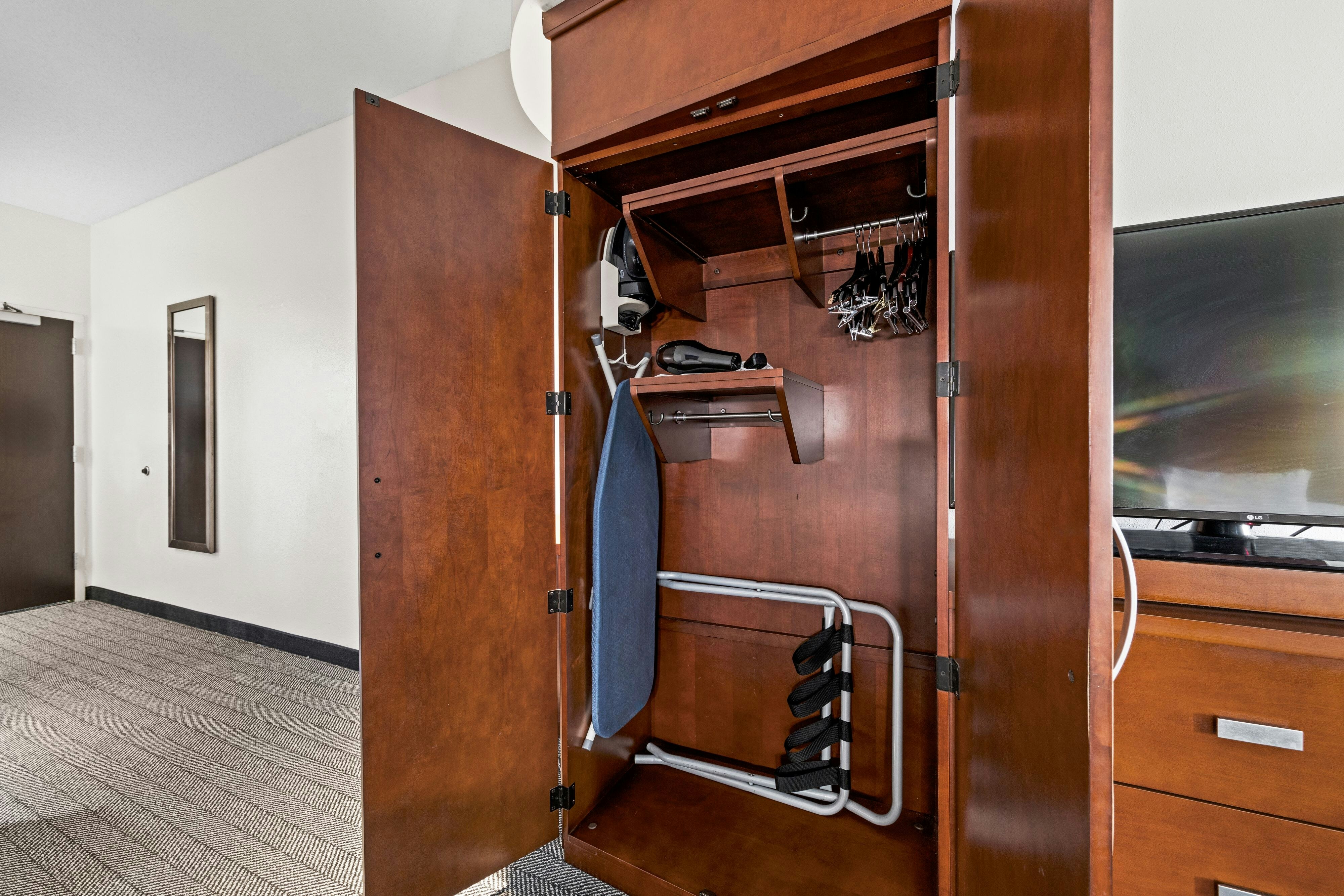Courtyard by Marriott Clarksville