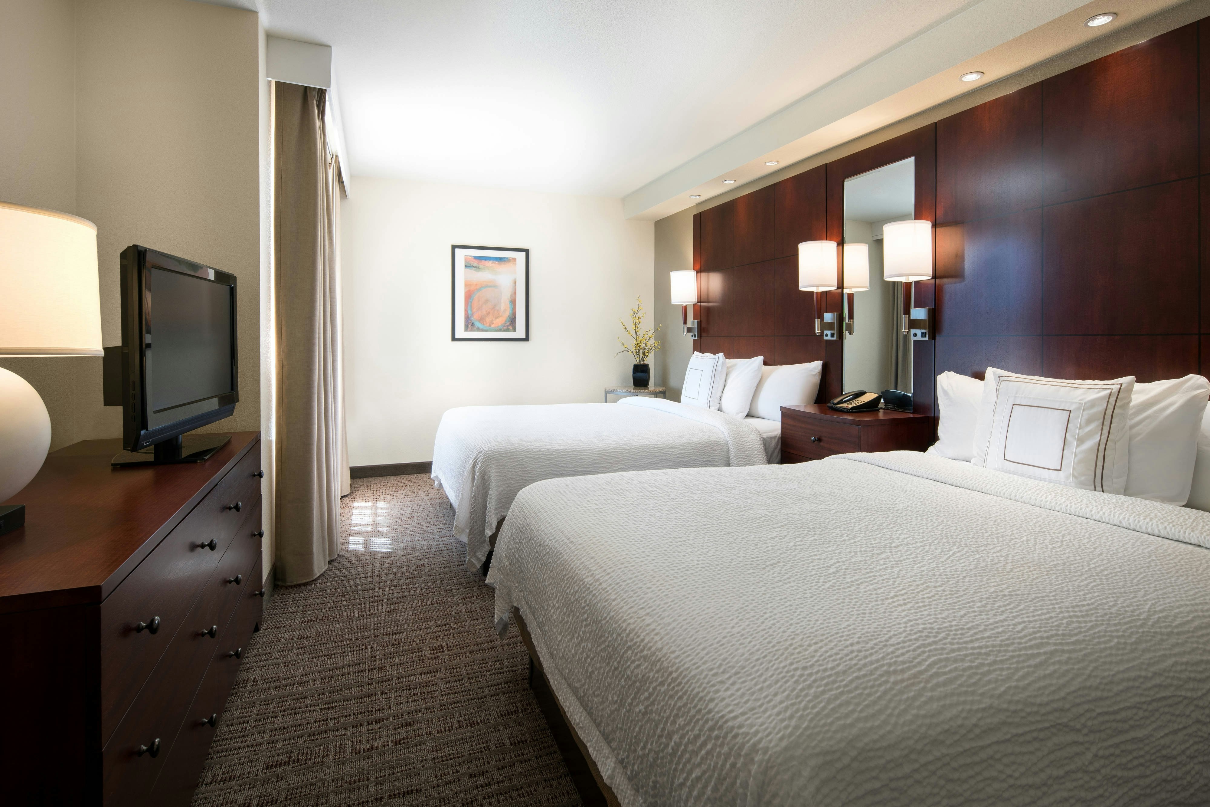 ONQQ