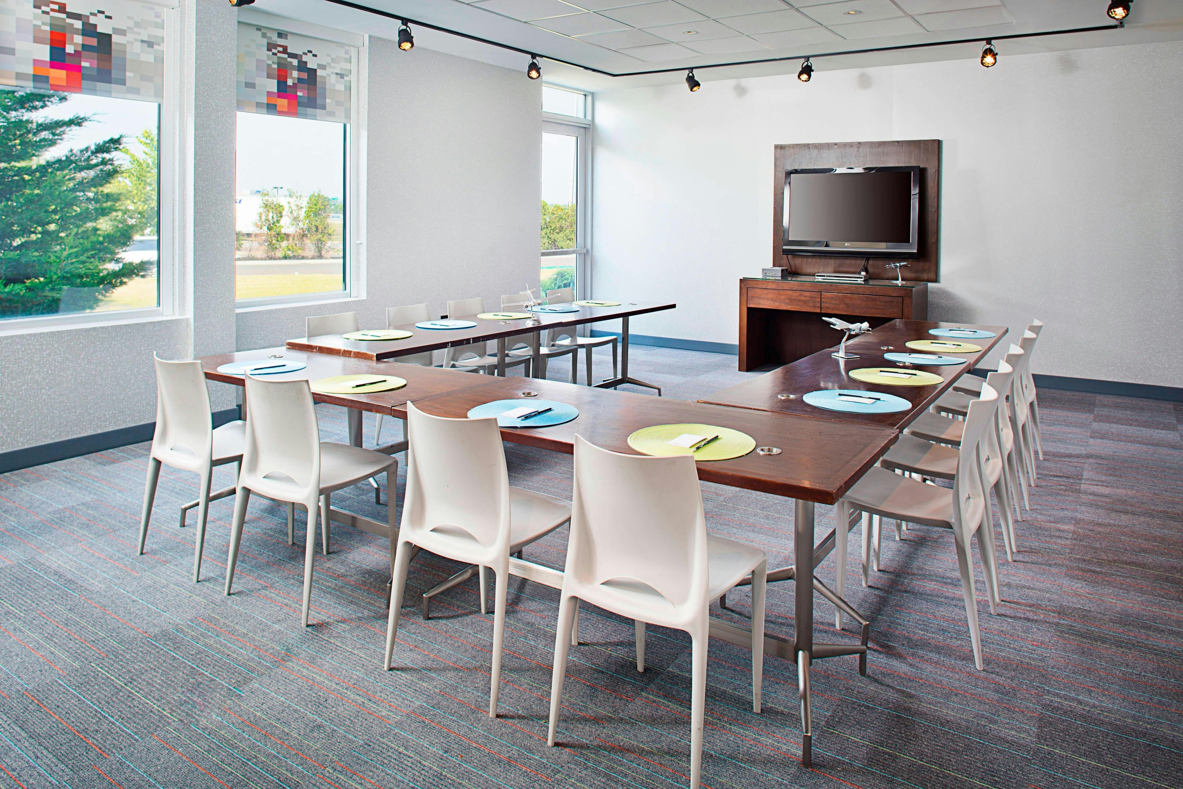 Aloft Philadelphia Airport
