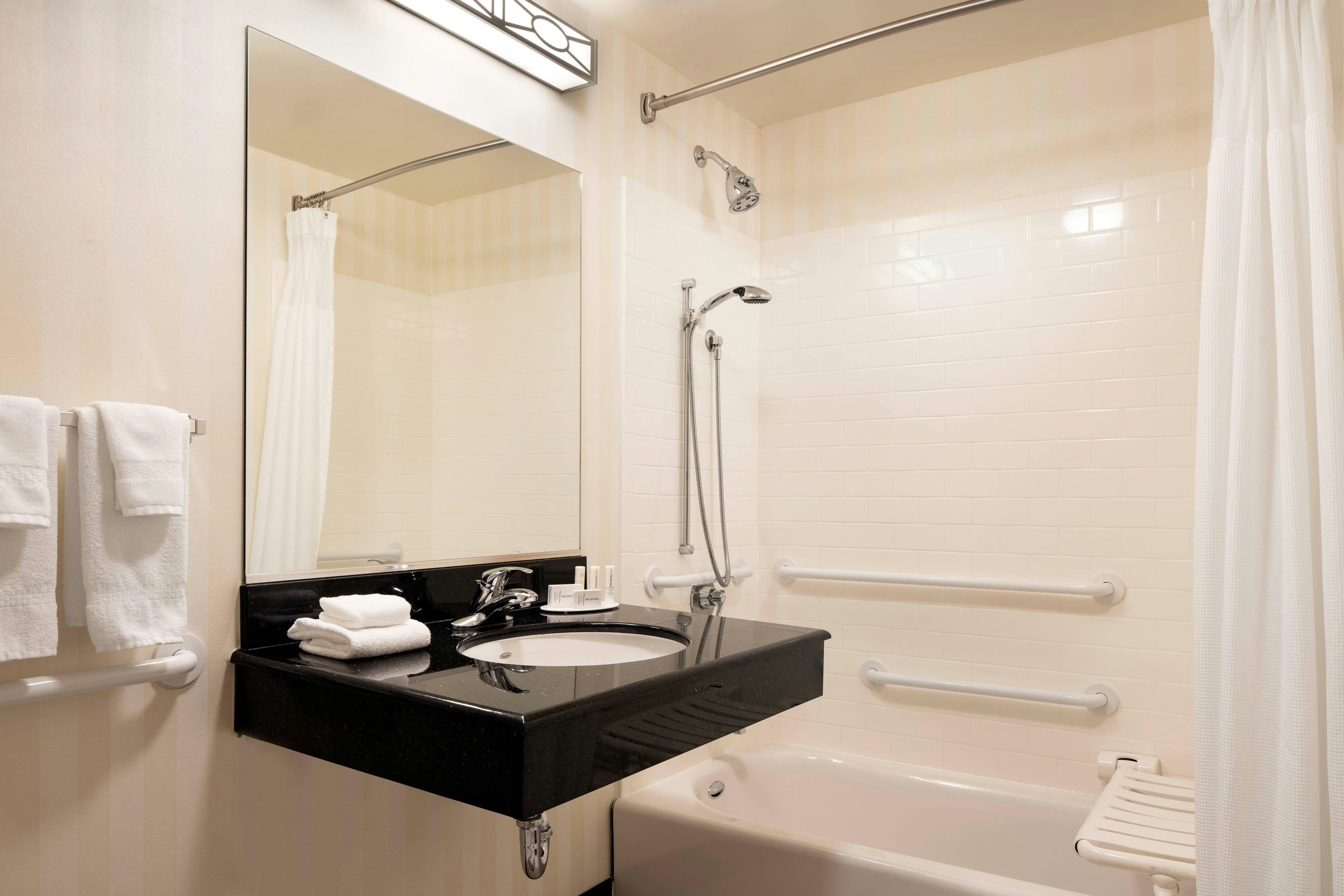Fairfield by Marriott Inn & Suites Redding