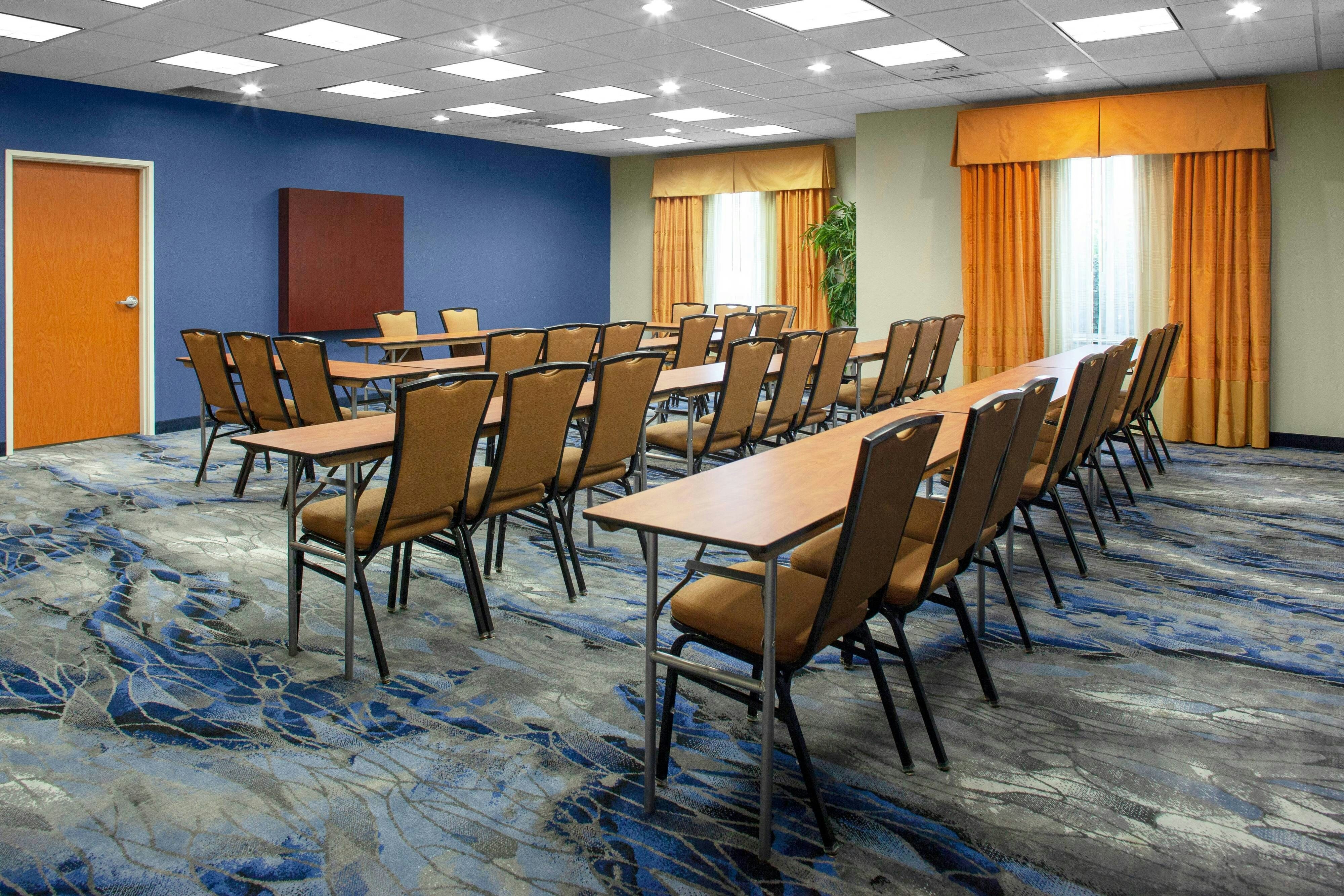 Fairfield by Marriott Inn & Suites Indianapolis Avon