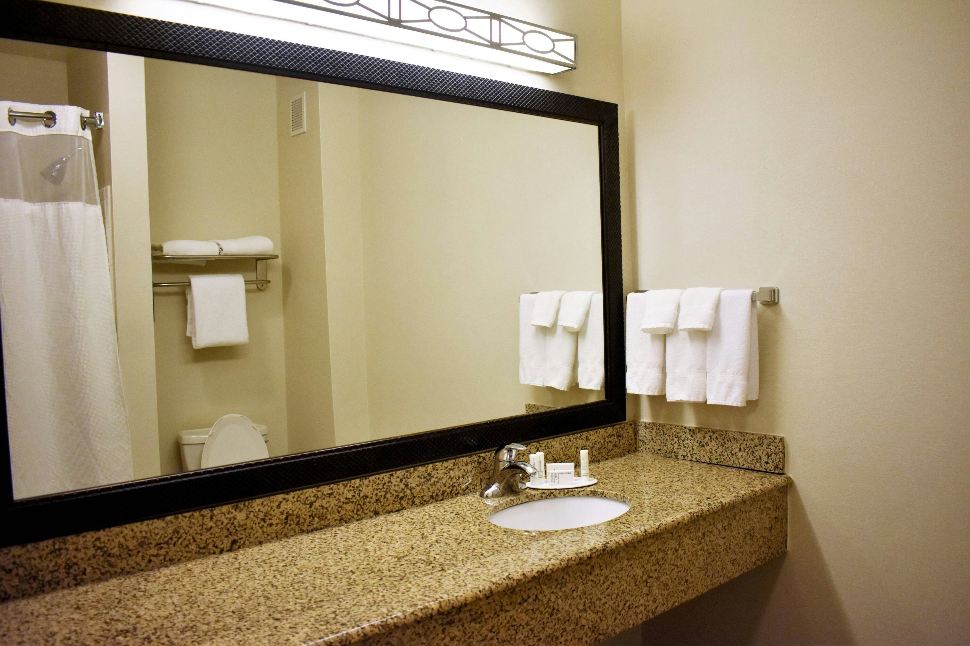 Fairfield by Marriott Inn & Suites Strasburg Shenandoah Valley