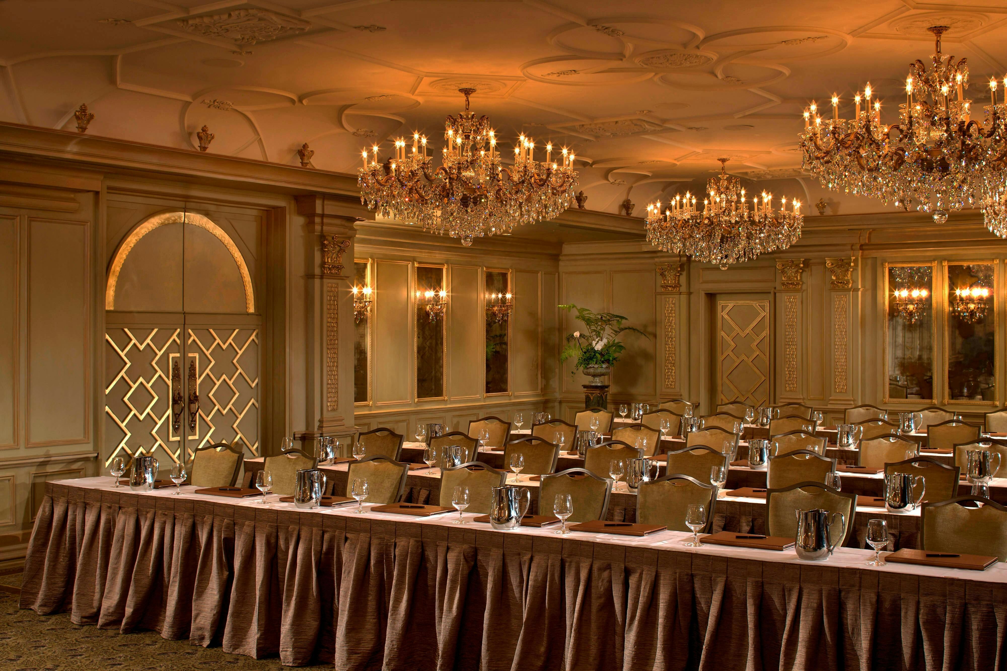Grand Bohemian Lodge Asheville, Autograph Collection