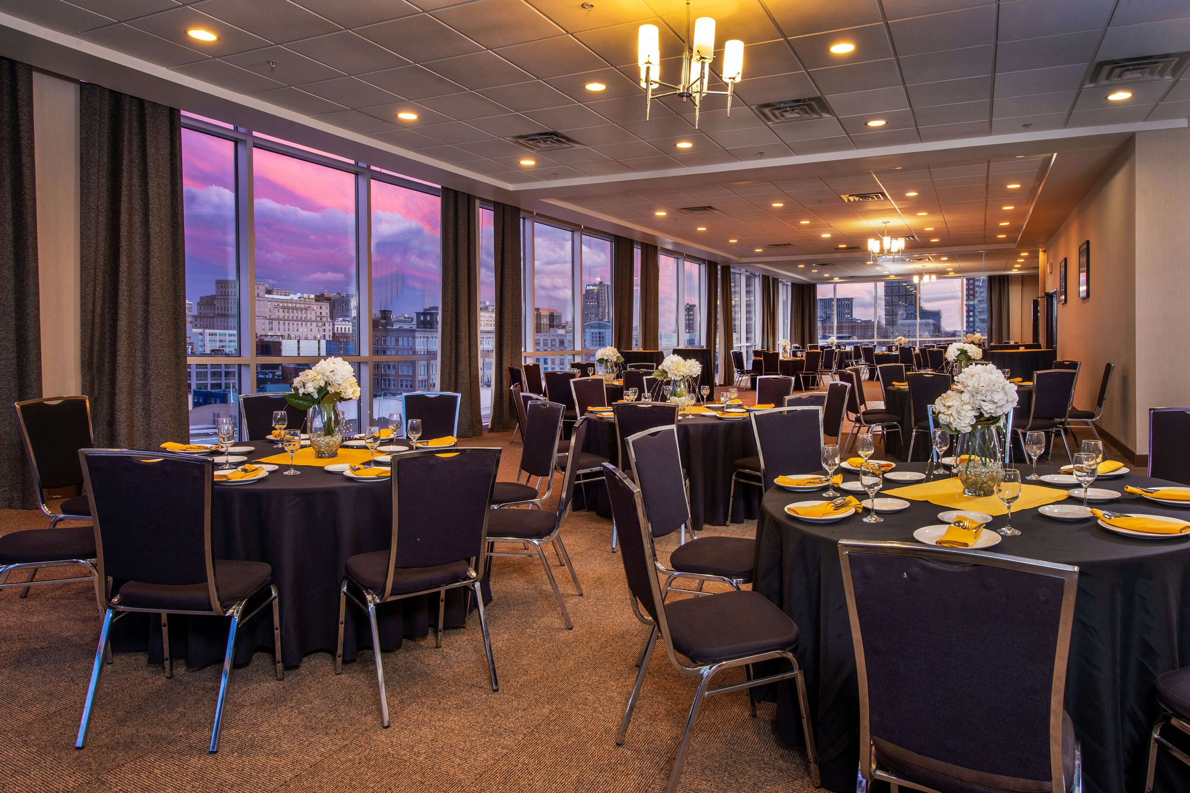 Four Points by Sheraton Philadelphia City Center