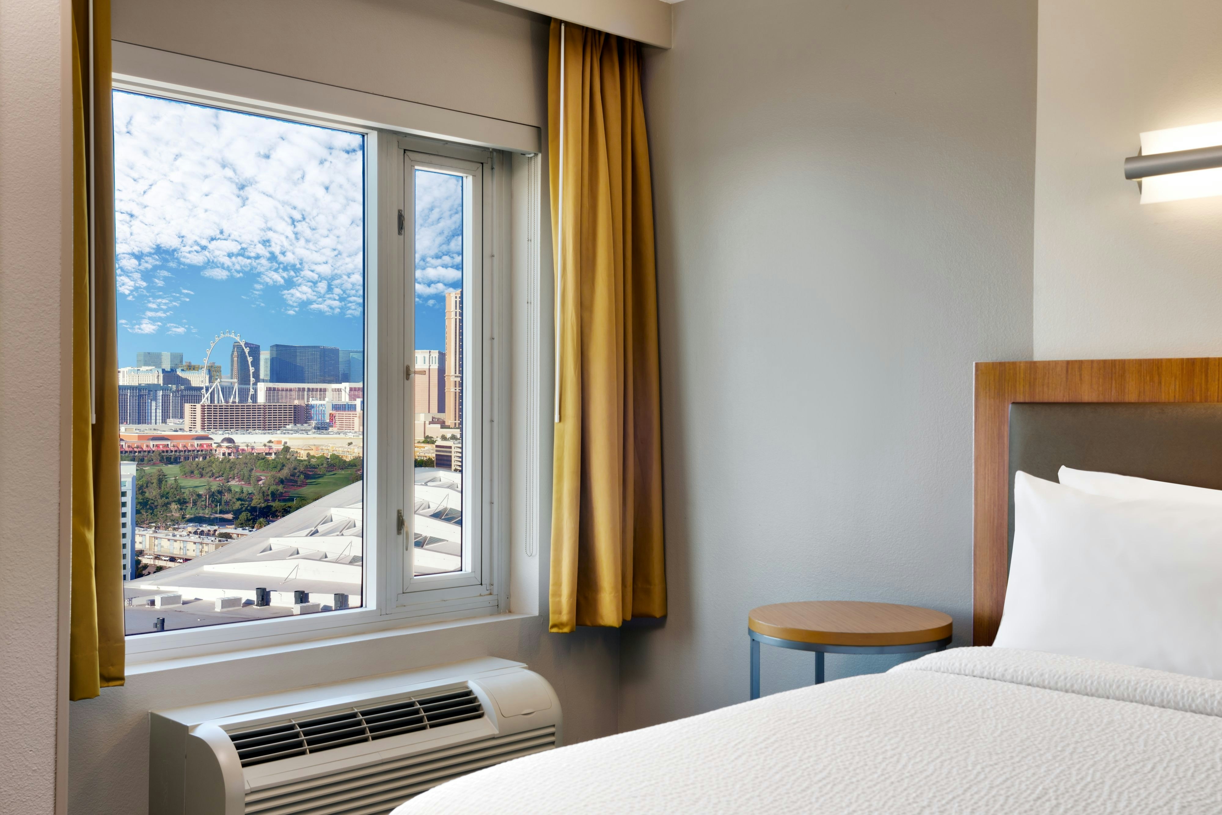 SpringHill Suites by Marriott Las Vegas Convention Center