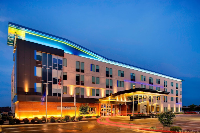 Aloft Green Bay