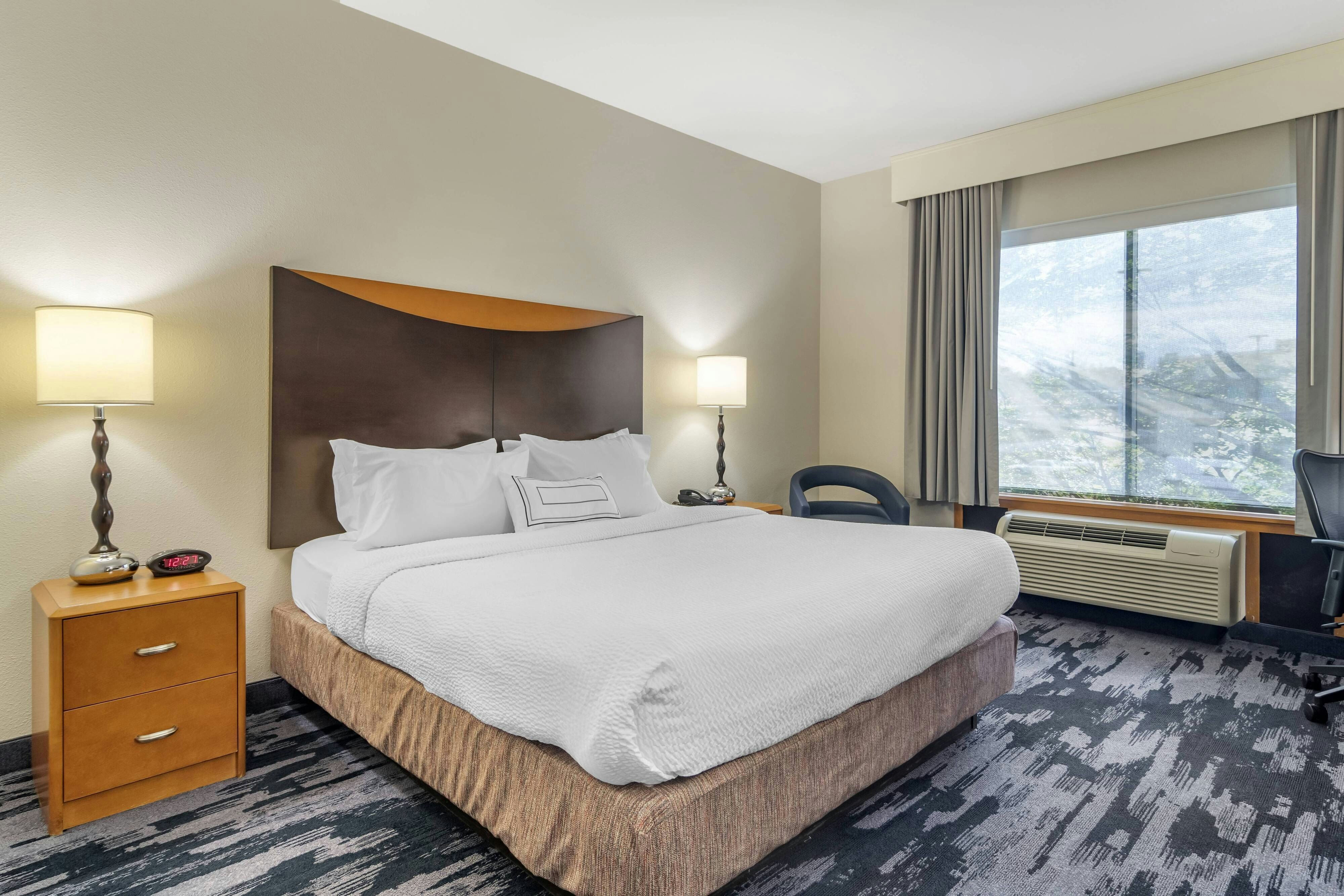 Fairfield by Marriott Inn & Suites Commerce