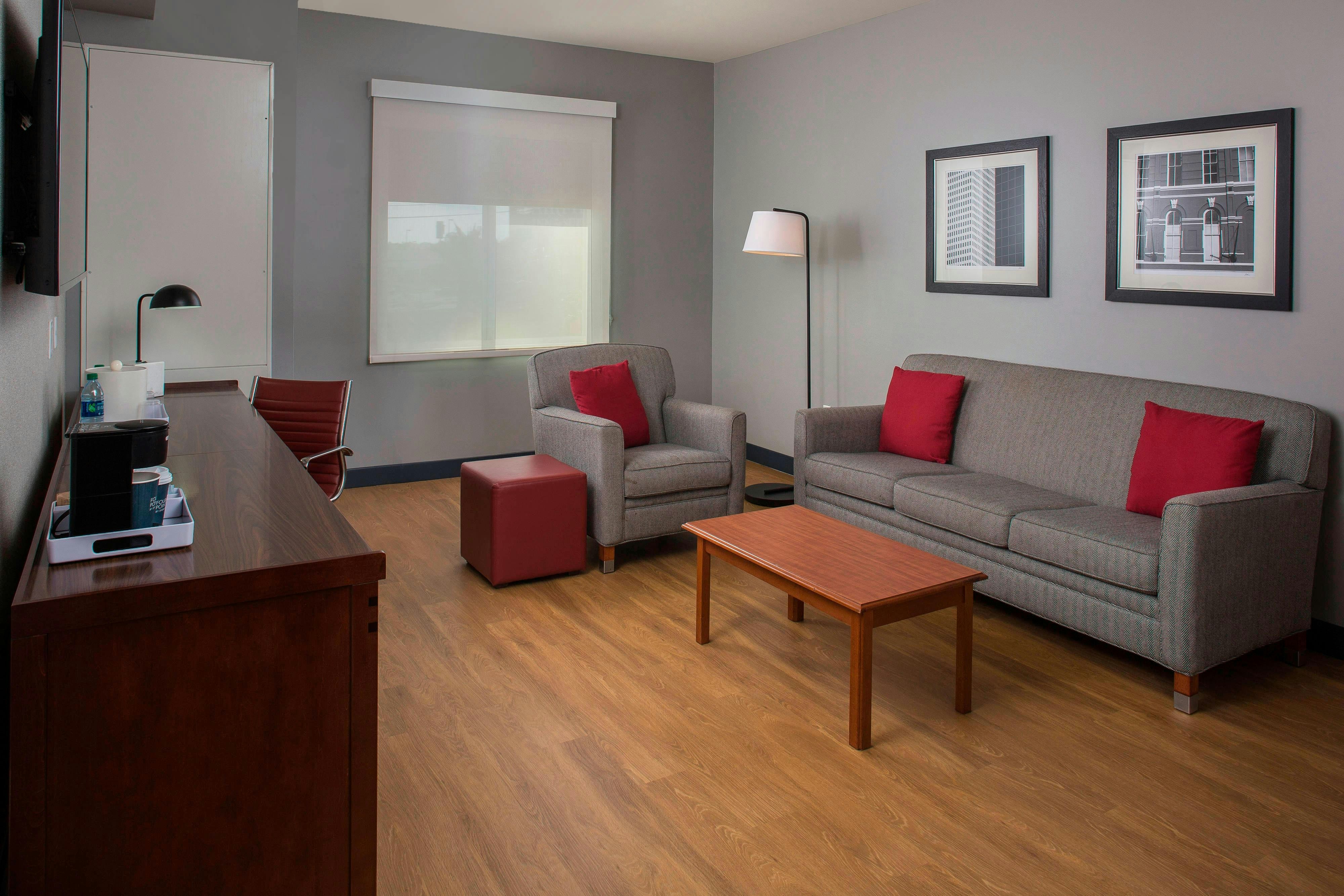 Four Points by Sheraton Houston Hobby Airport