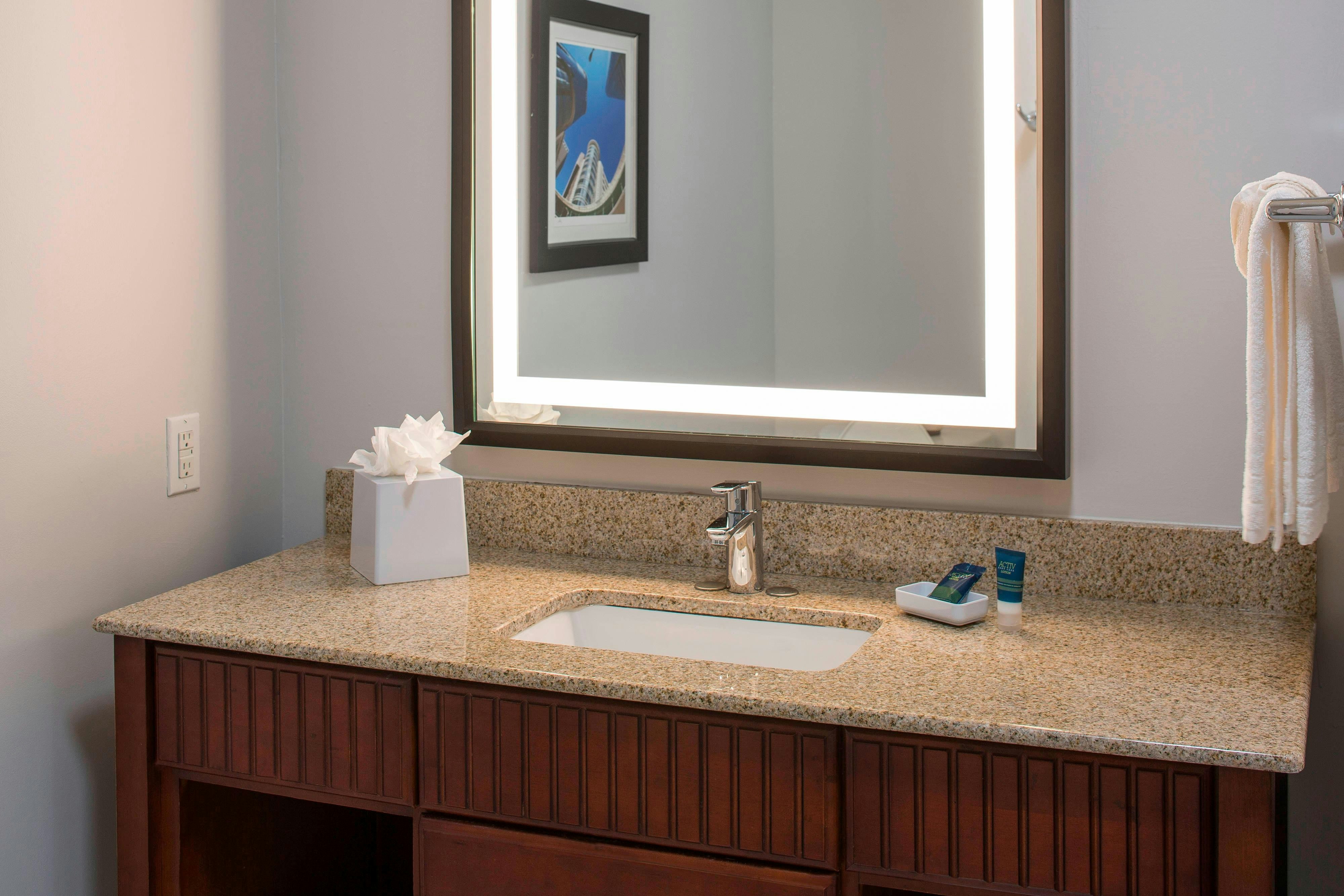Four Points by Sheraton Houston Hobby Airport