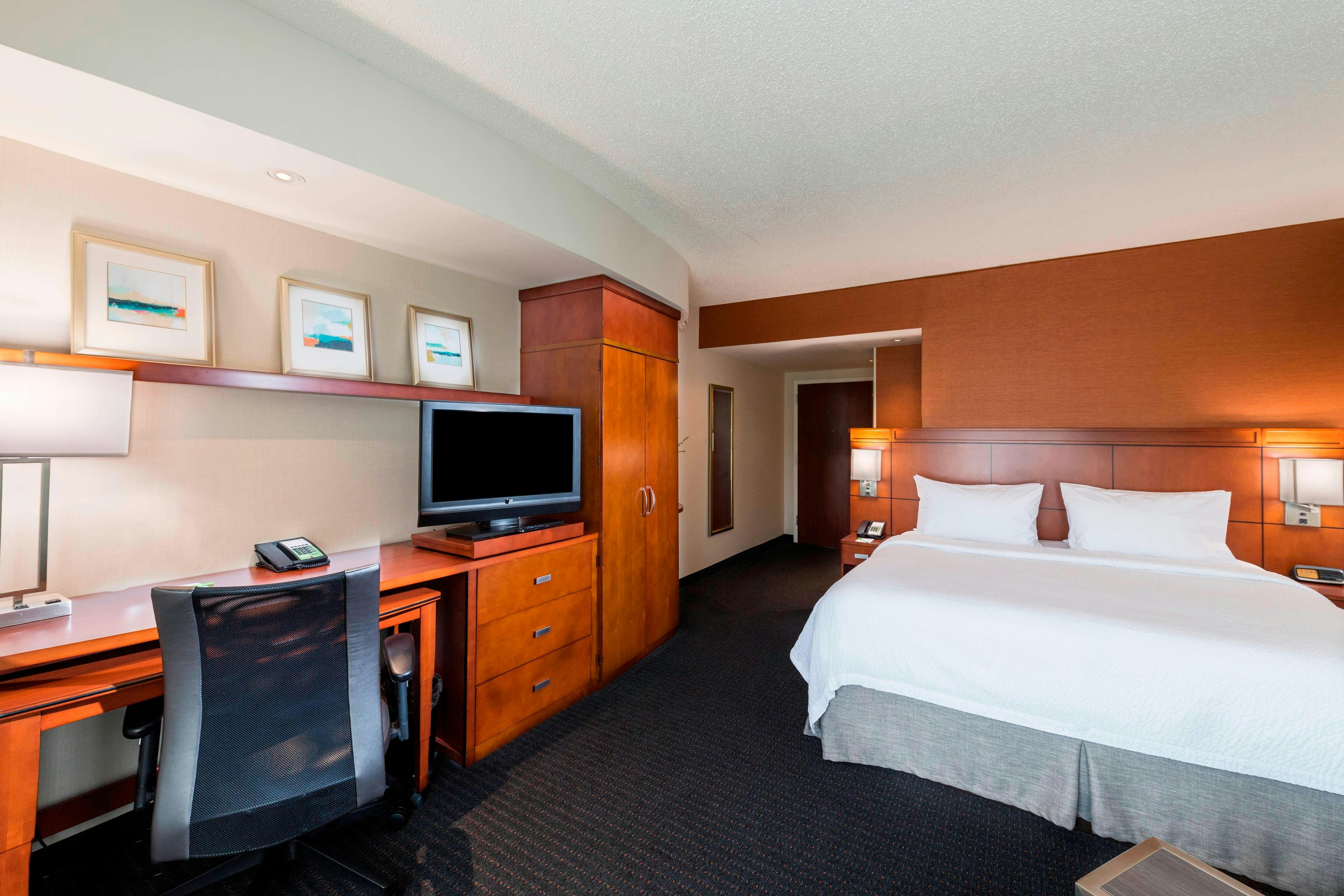 Courtyard by Marriott Atlanta Buford Mall of Georgia