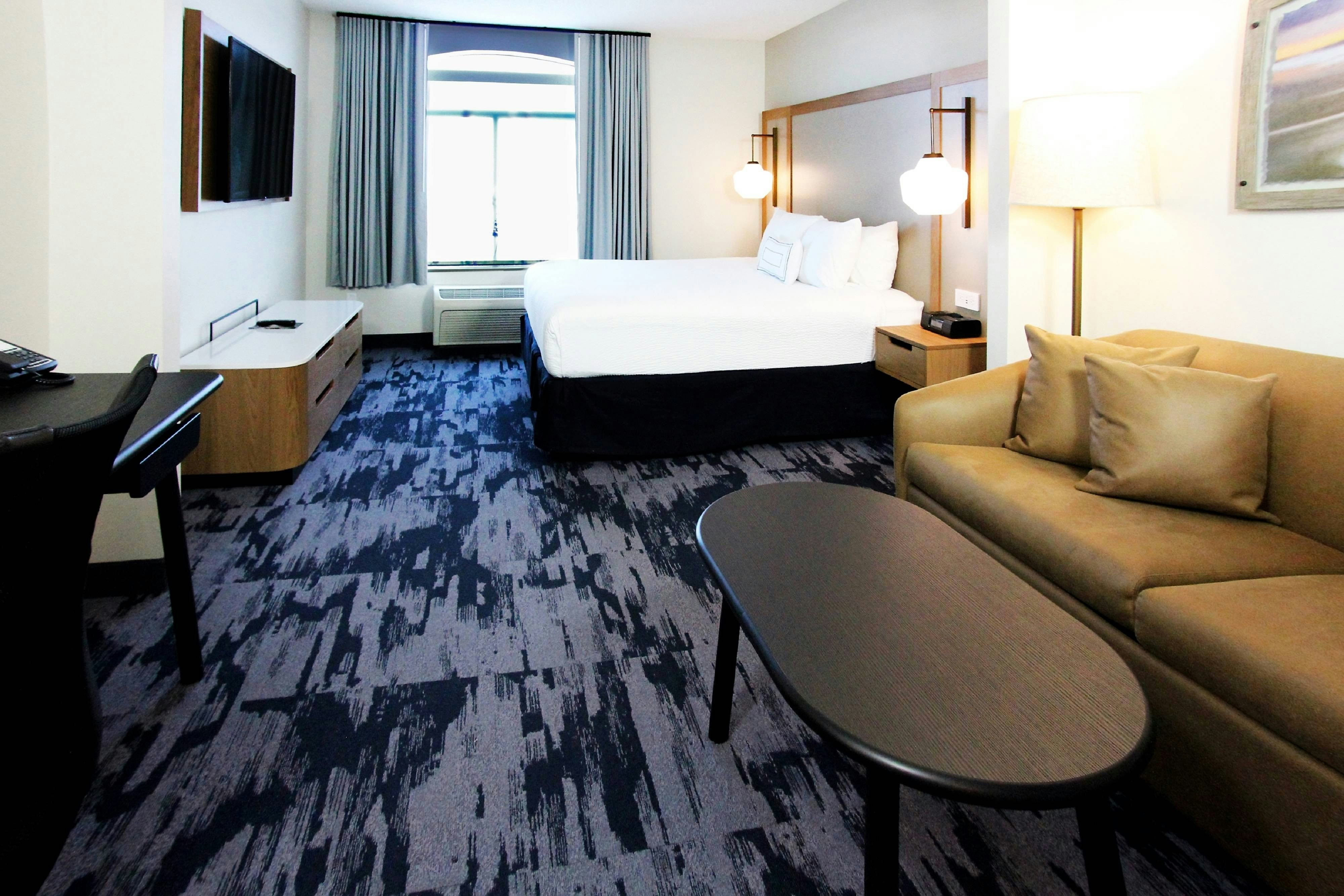 Fairfield by Marriott Inn & Suites Charleston Airport/Convention Center