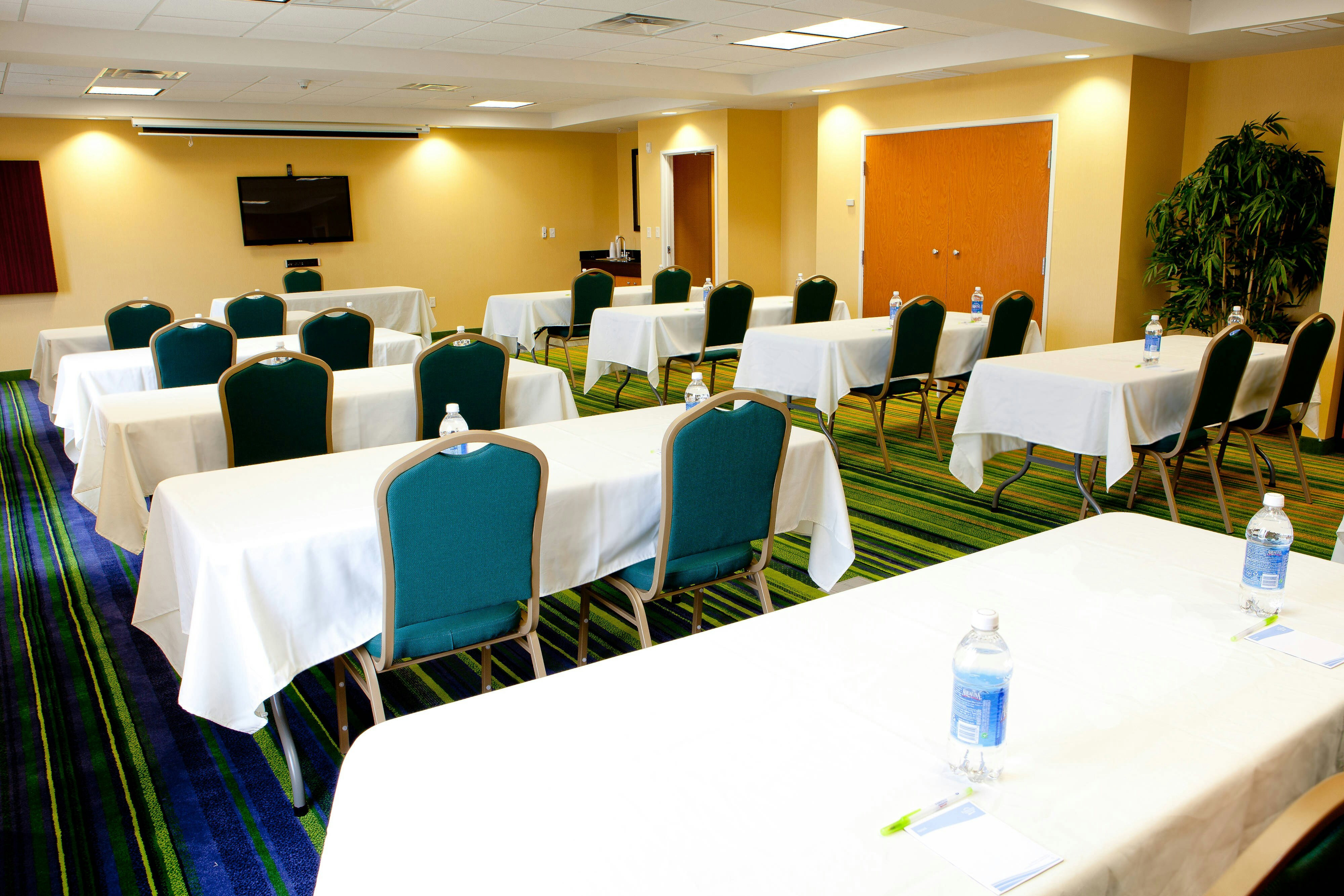 Fairfield by Marriott Inn & Suites Flint Fenton
